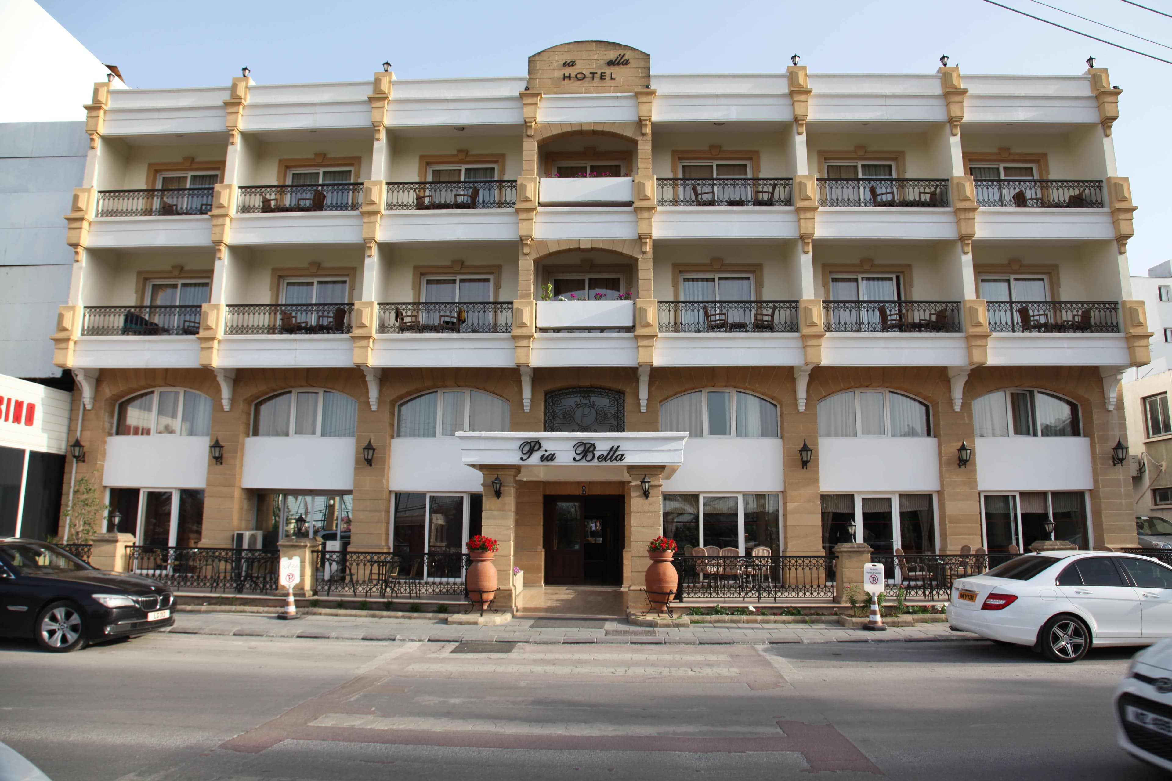 Hotel Pia Bella Ansicht 2