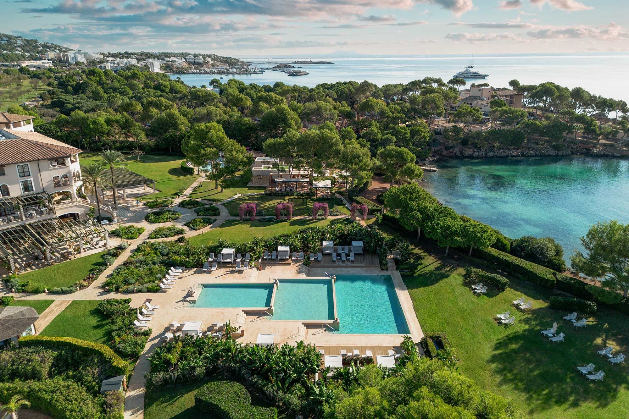 The St. Regis Mardavall Mallorca Resort Ansicht 3
