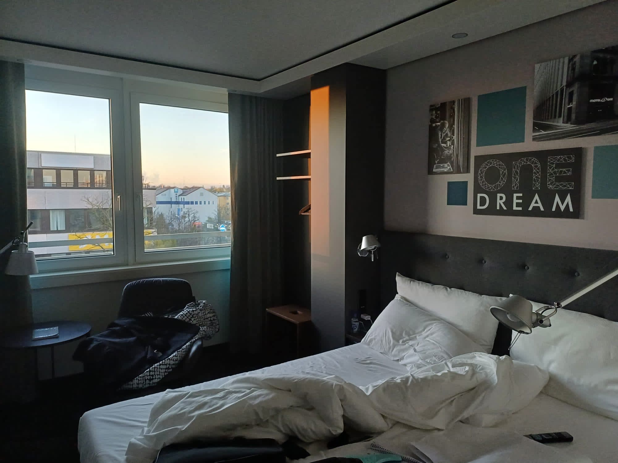Motel One München-Campus Ansicht 6