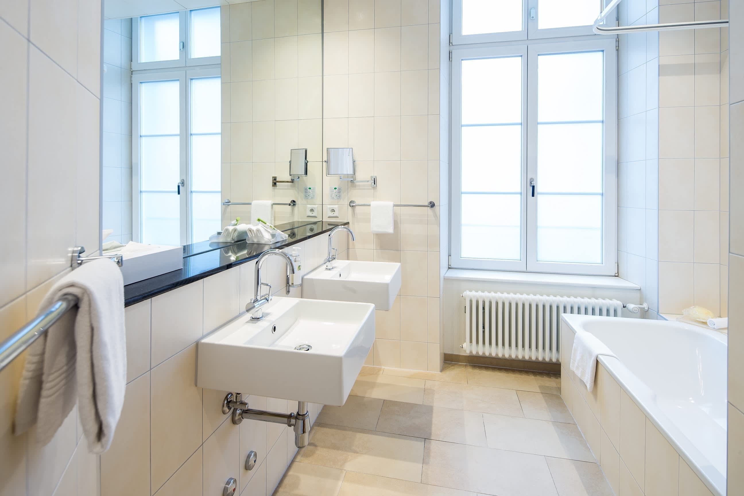 Hotel Schweizerhof Ansicht 3