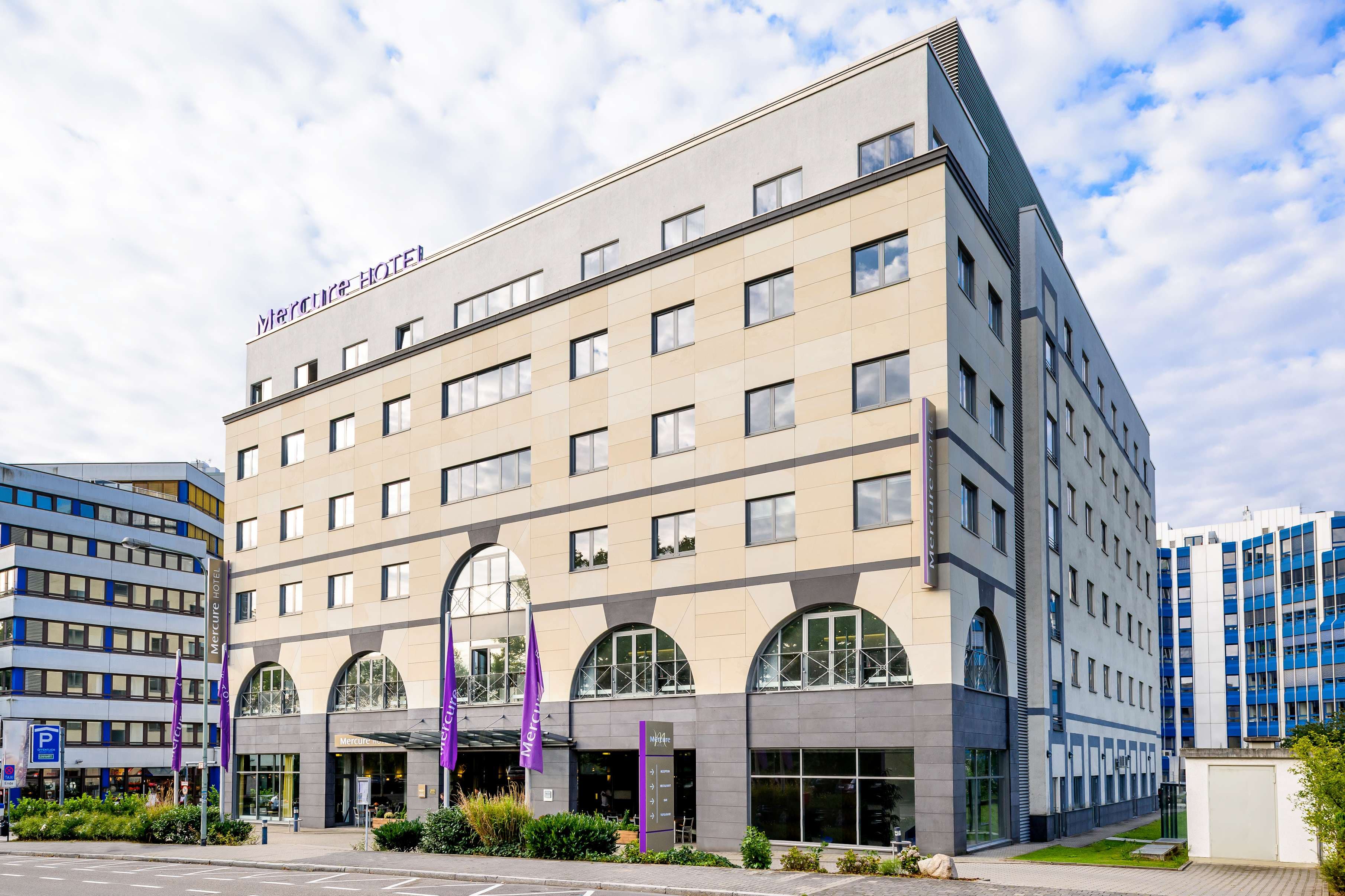 Mercure Hotel Frankfurt Eschborn Süd Ansicht 2