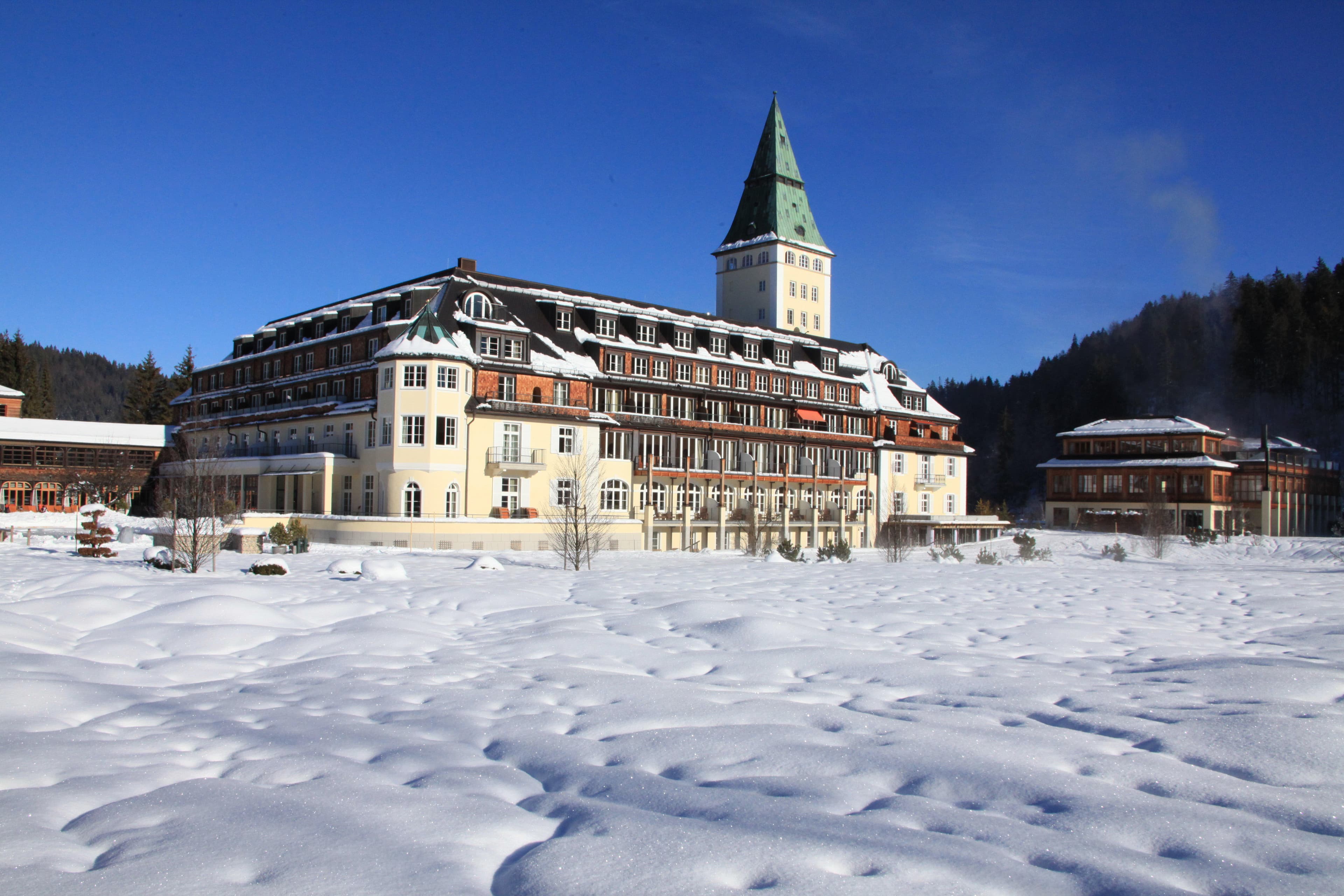Schloss Elmau - Luxury Spa Retreat & Cultural Hideaway Ansicht 4
