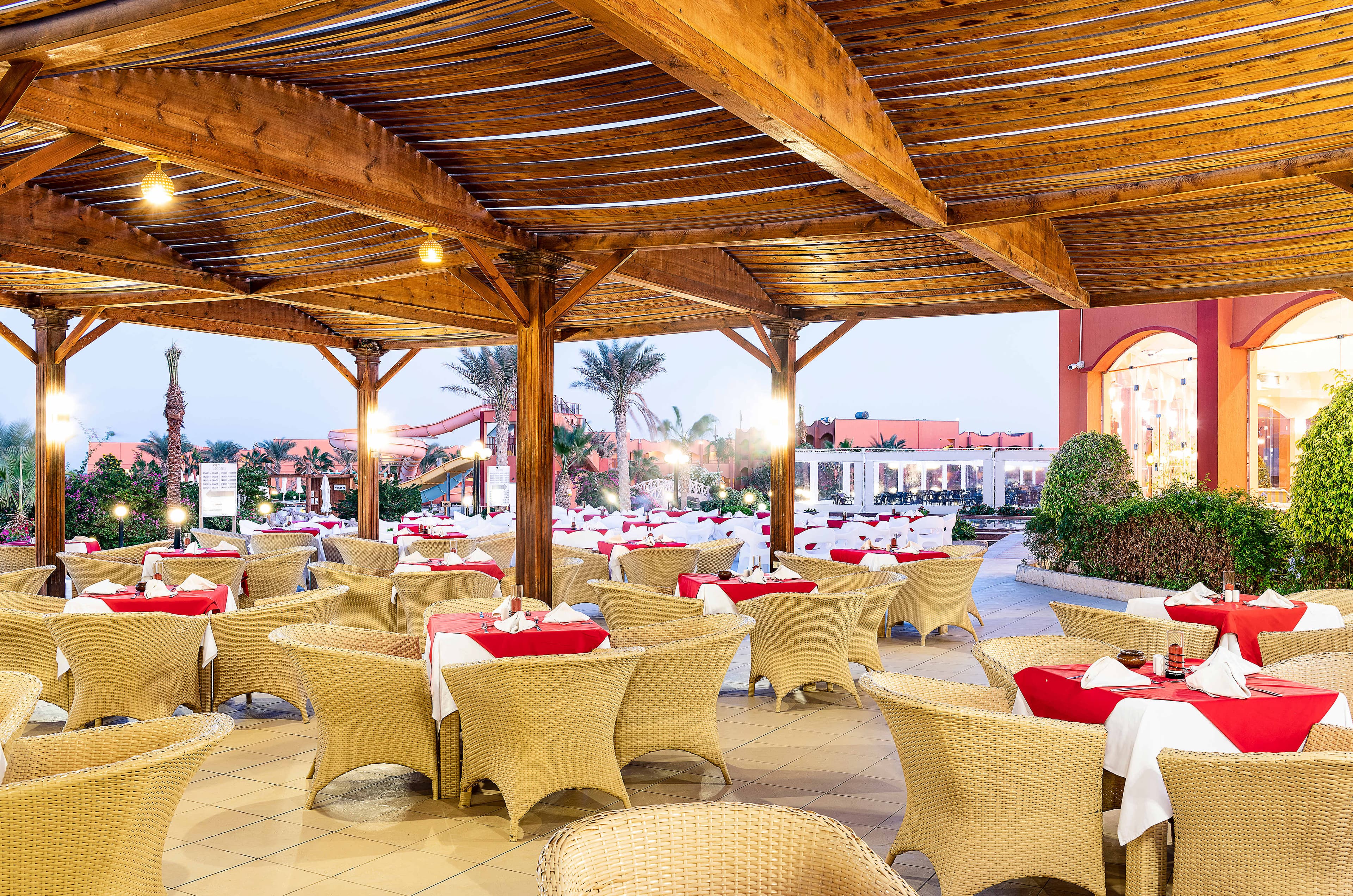 Three Corners Happy Life Beach Resort Ansicht 10