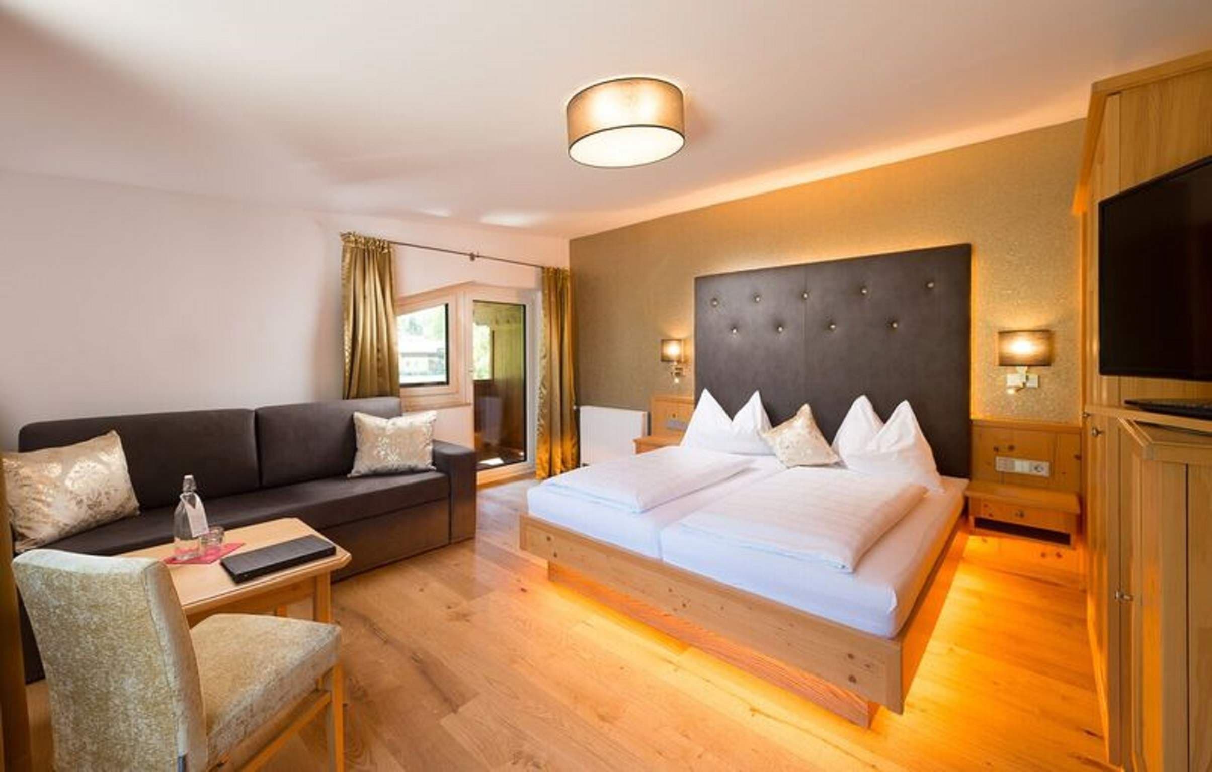 Hotel Alpina Ansicht 8