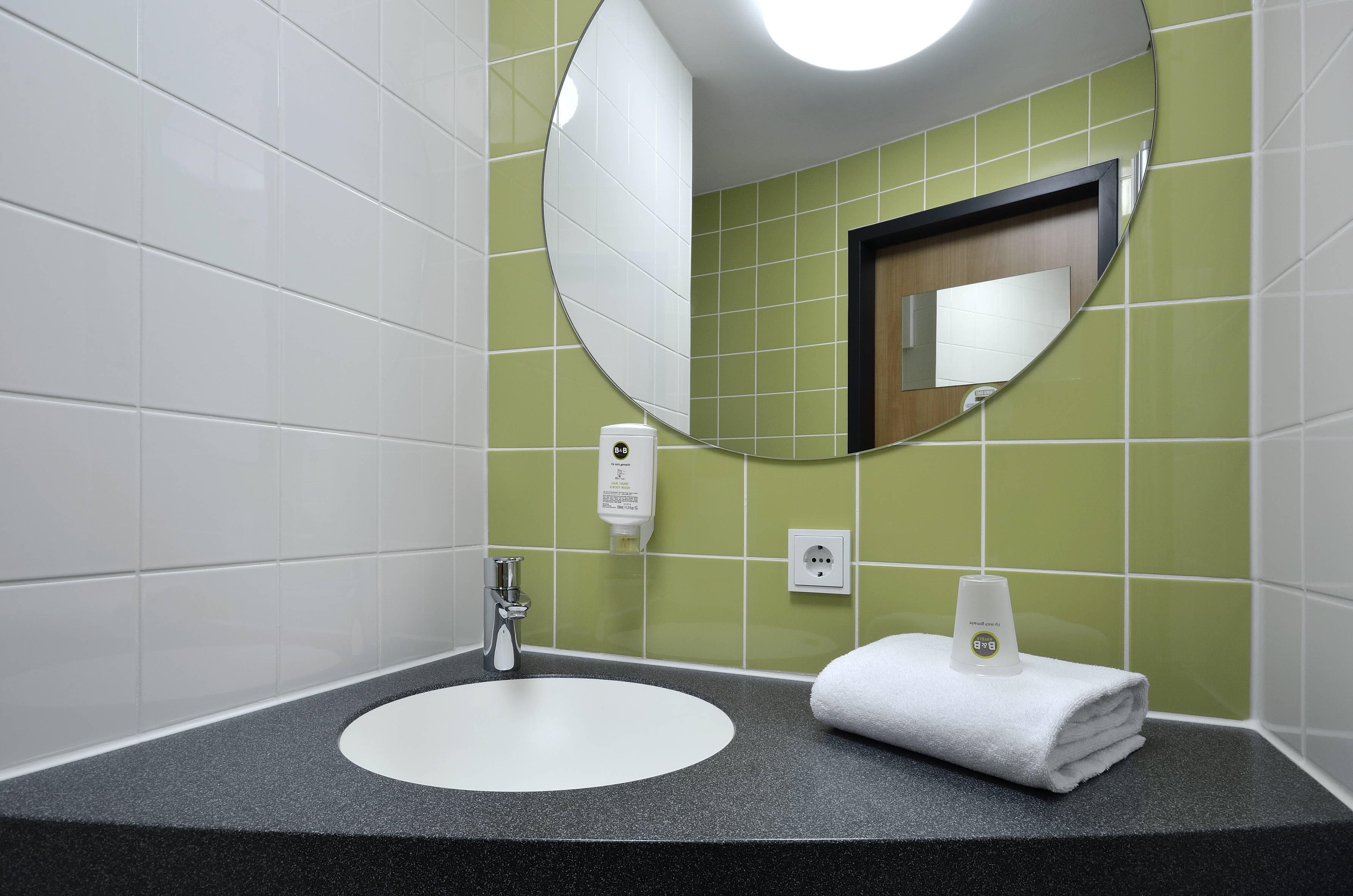 B&B Hotel München-Messe Ansicht 5