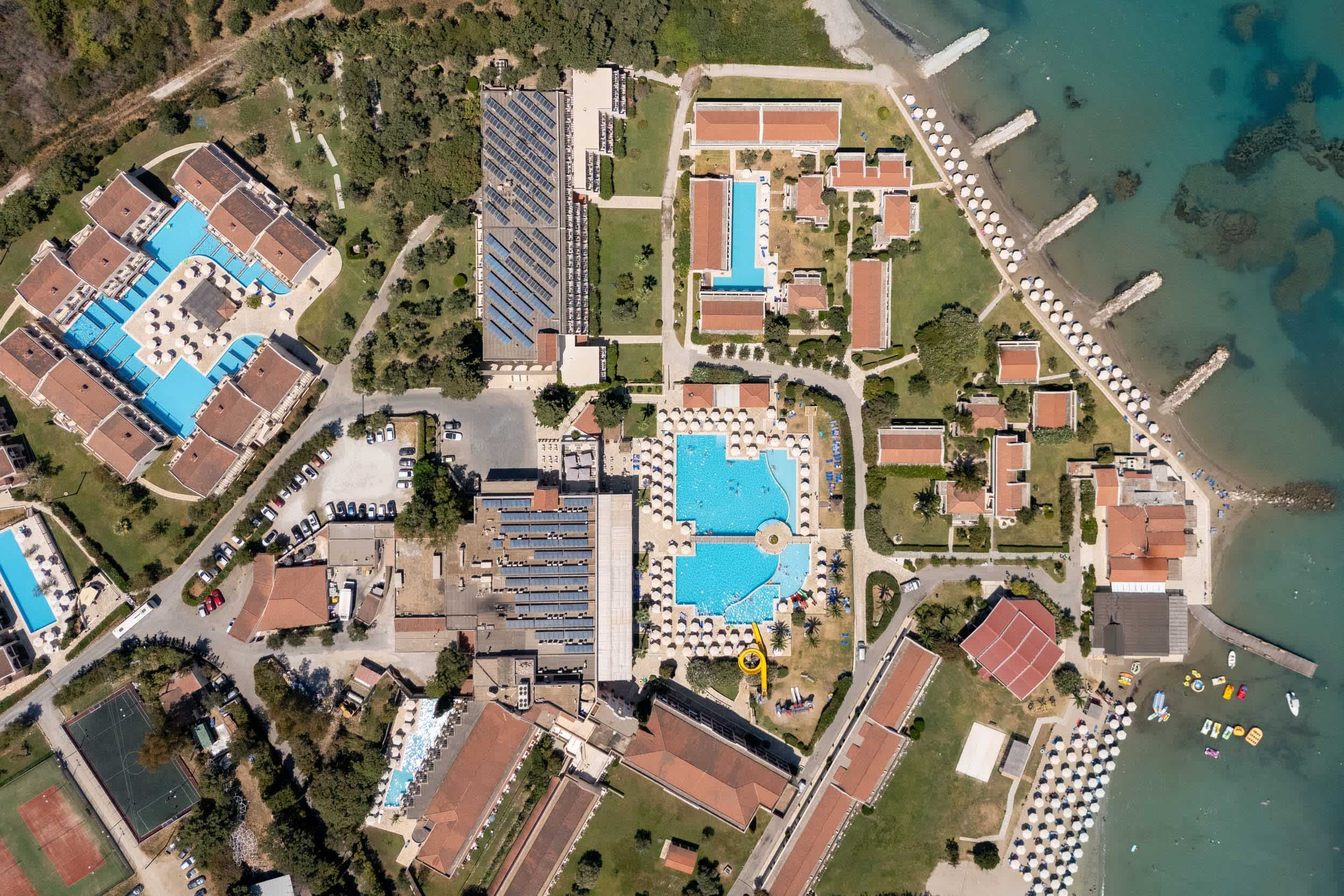 Roda Beach Resort & Spa Ansicht 3