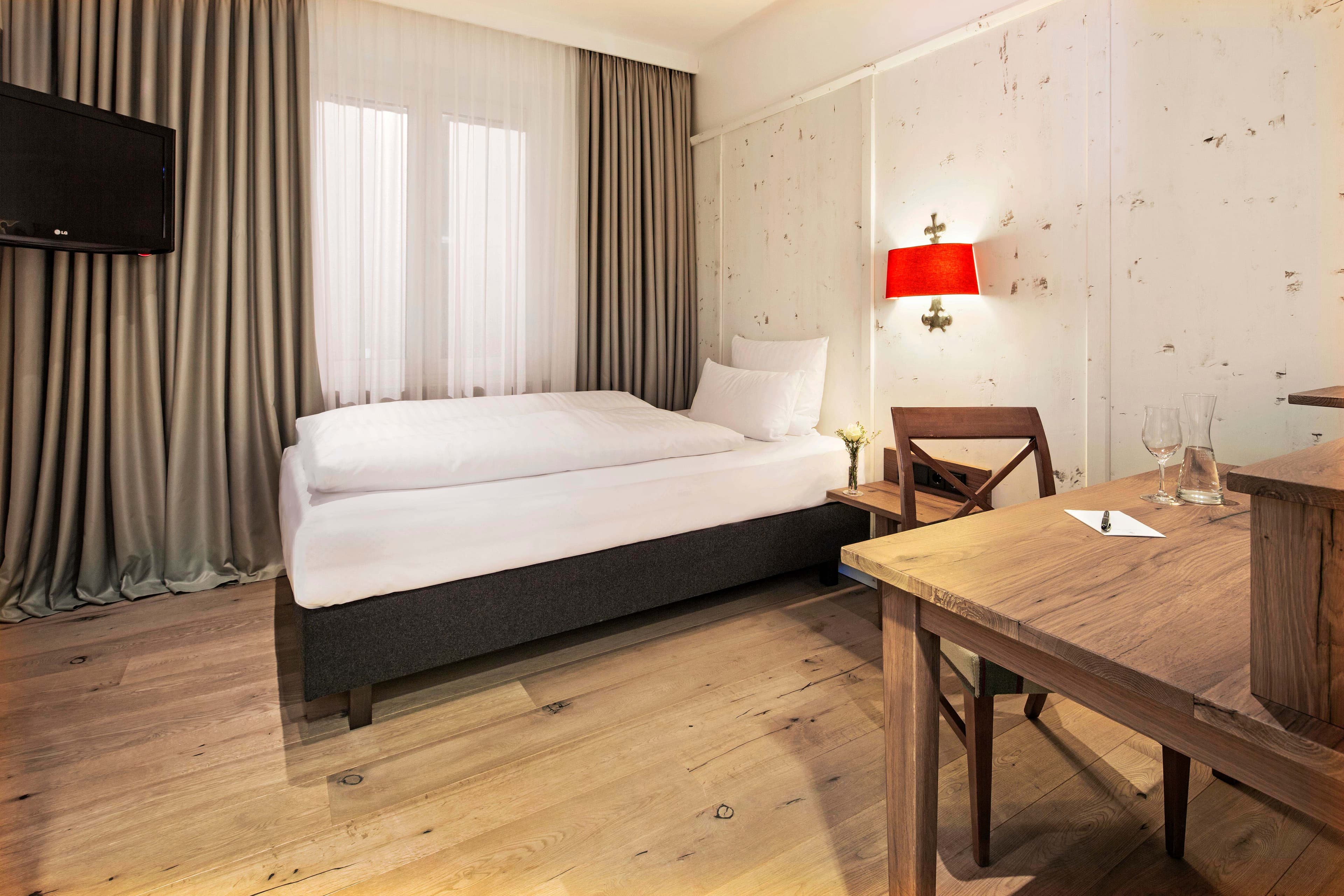 Eden Hotel Wolff Ansicht 4