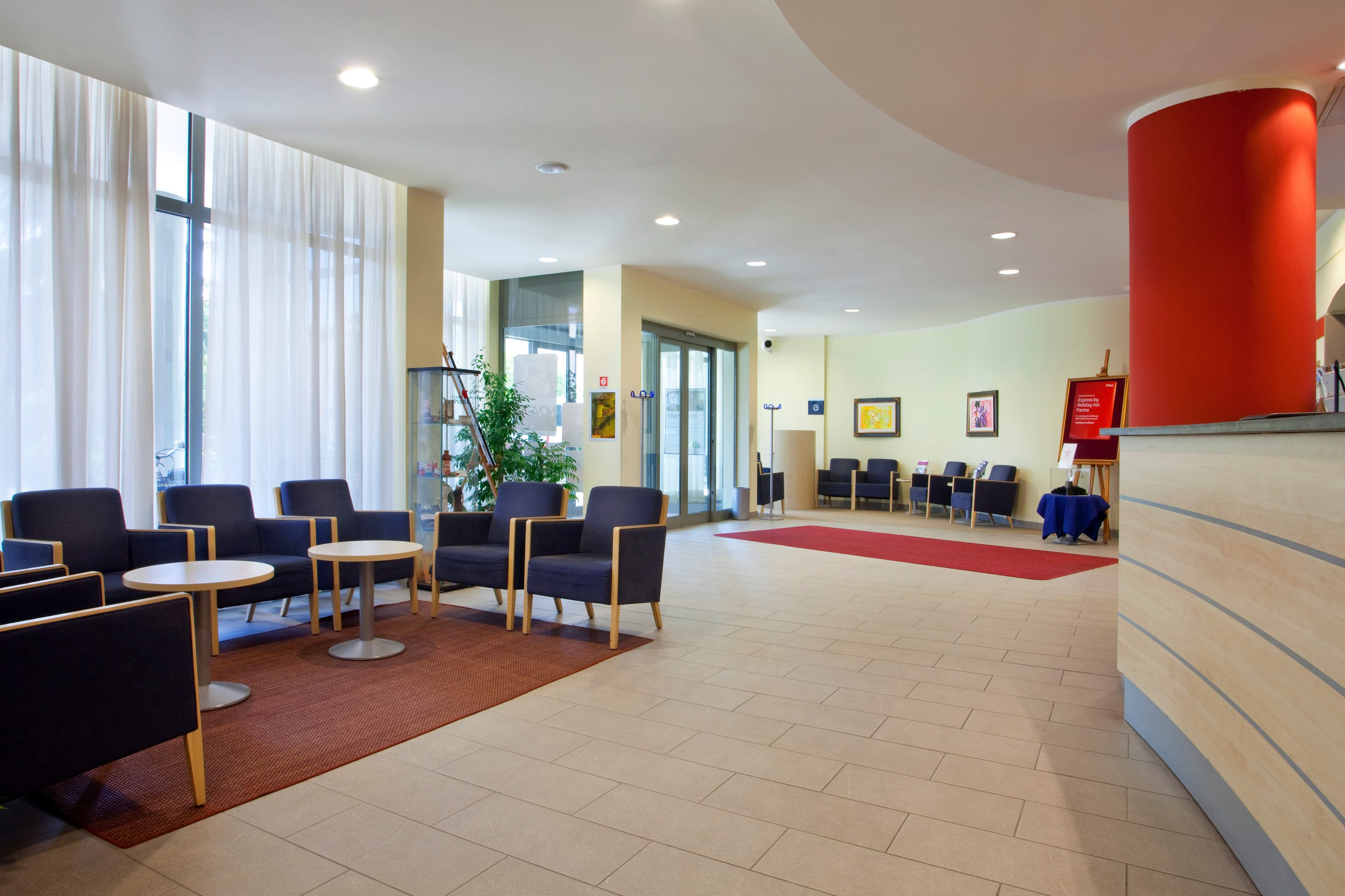 Hotel Holiday Inn Express Parma Ansicht 8