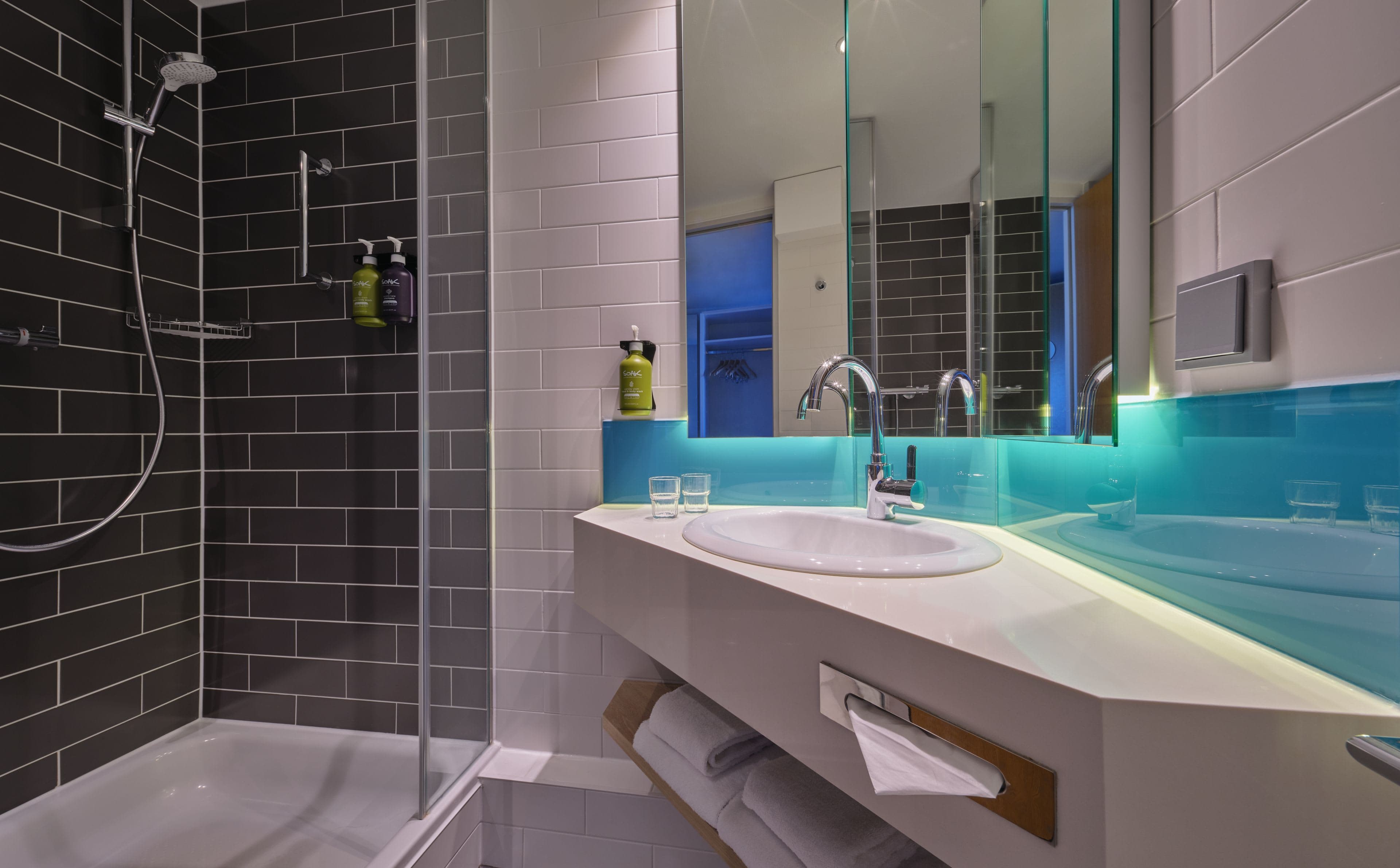 Holiday Inn Express Köln - Troisdorf Ansicht 4