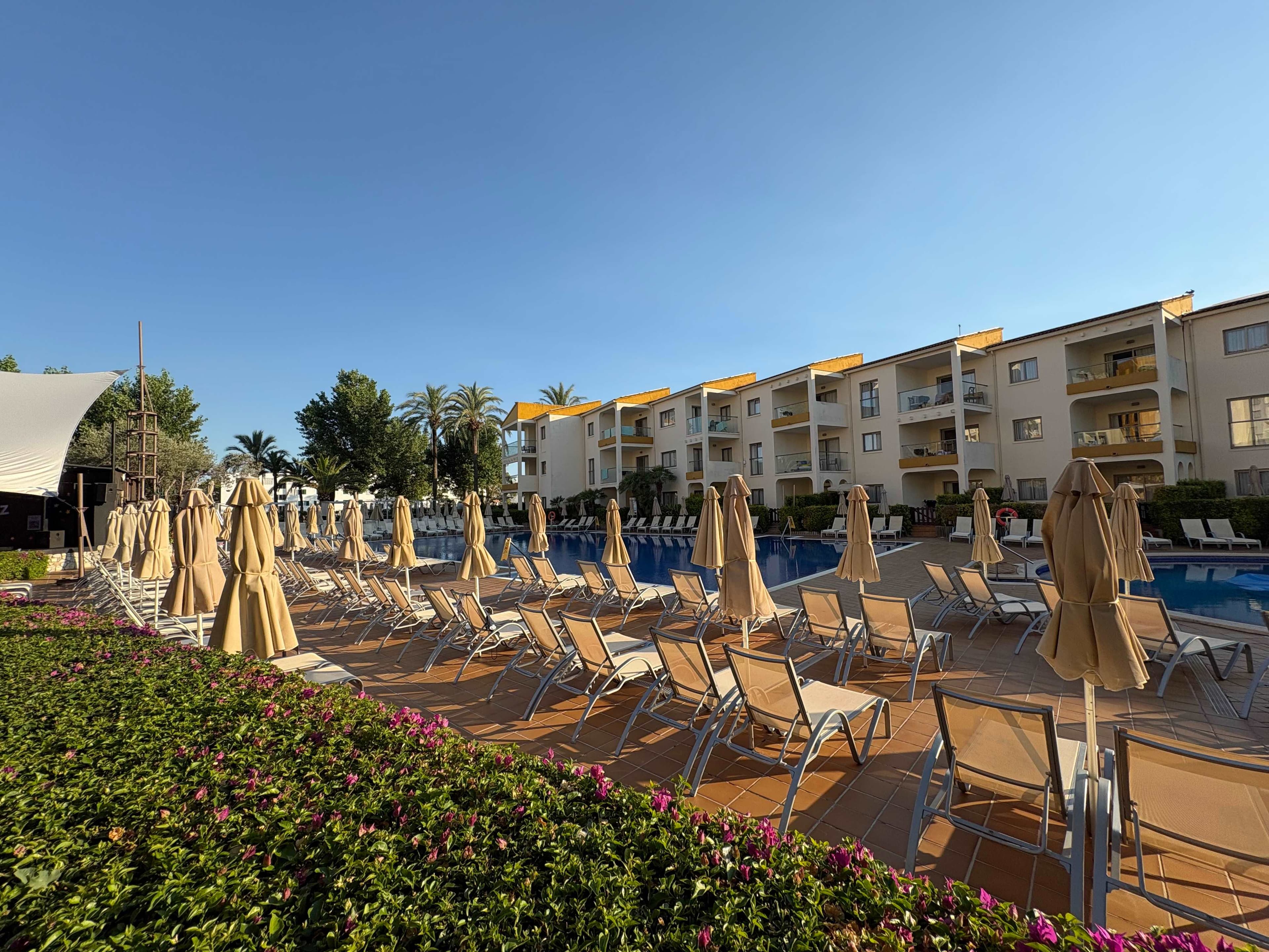 Zafiro Tropic Ansicht 2