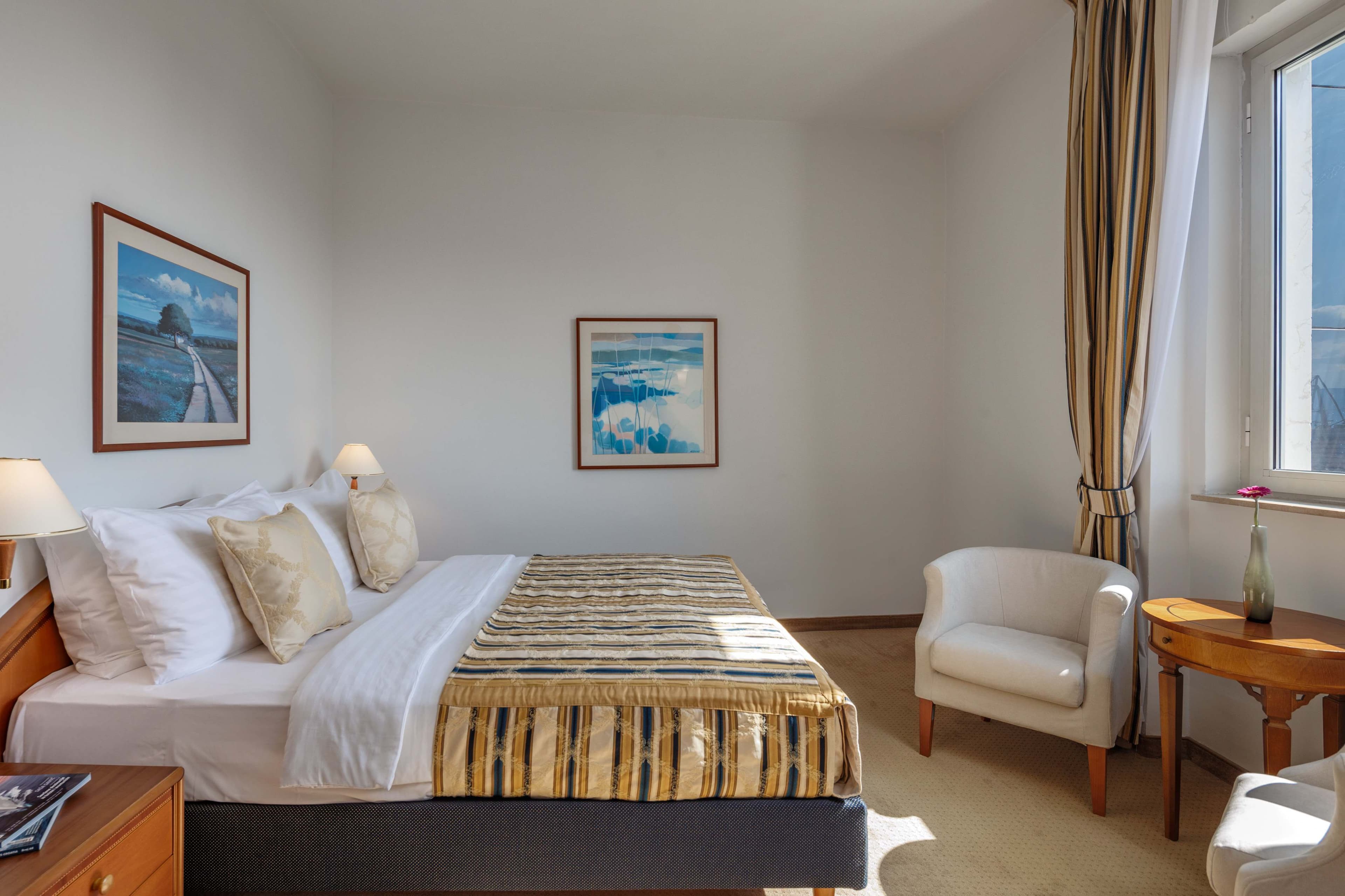 Grand Hotel Bonavia Ansicht 5