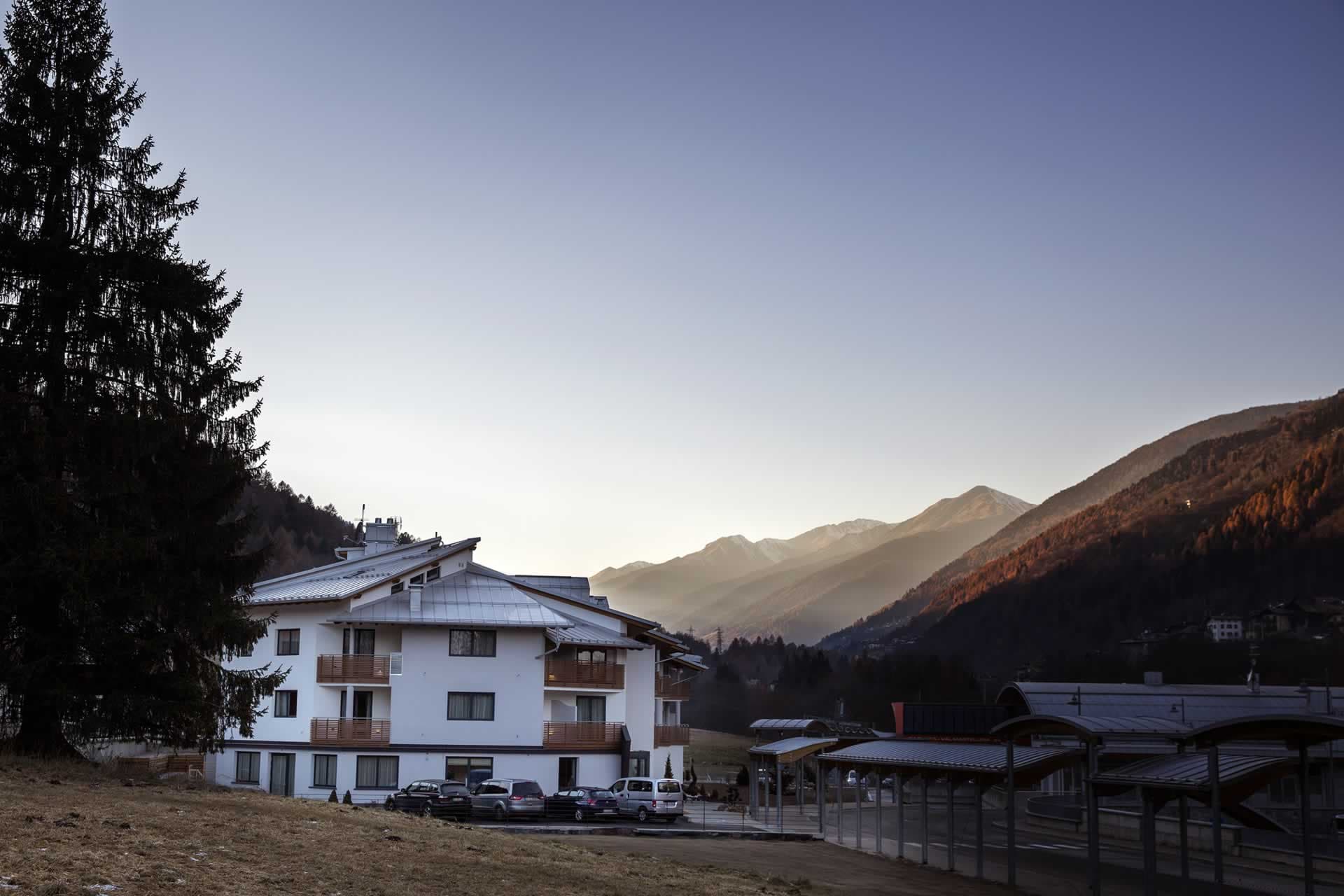 Monroc Hotel Ansicht 2