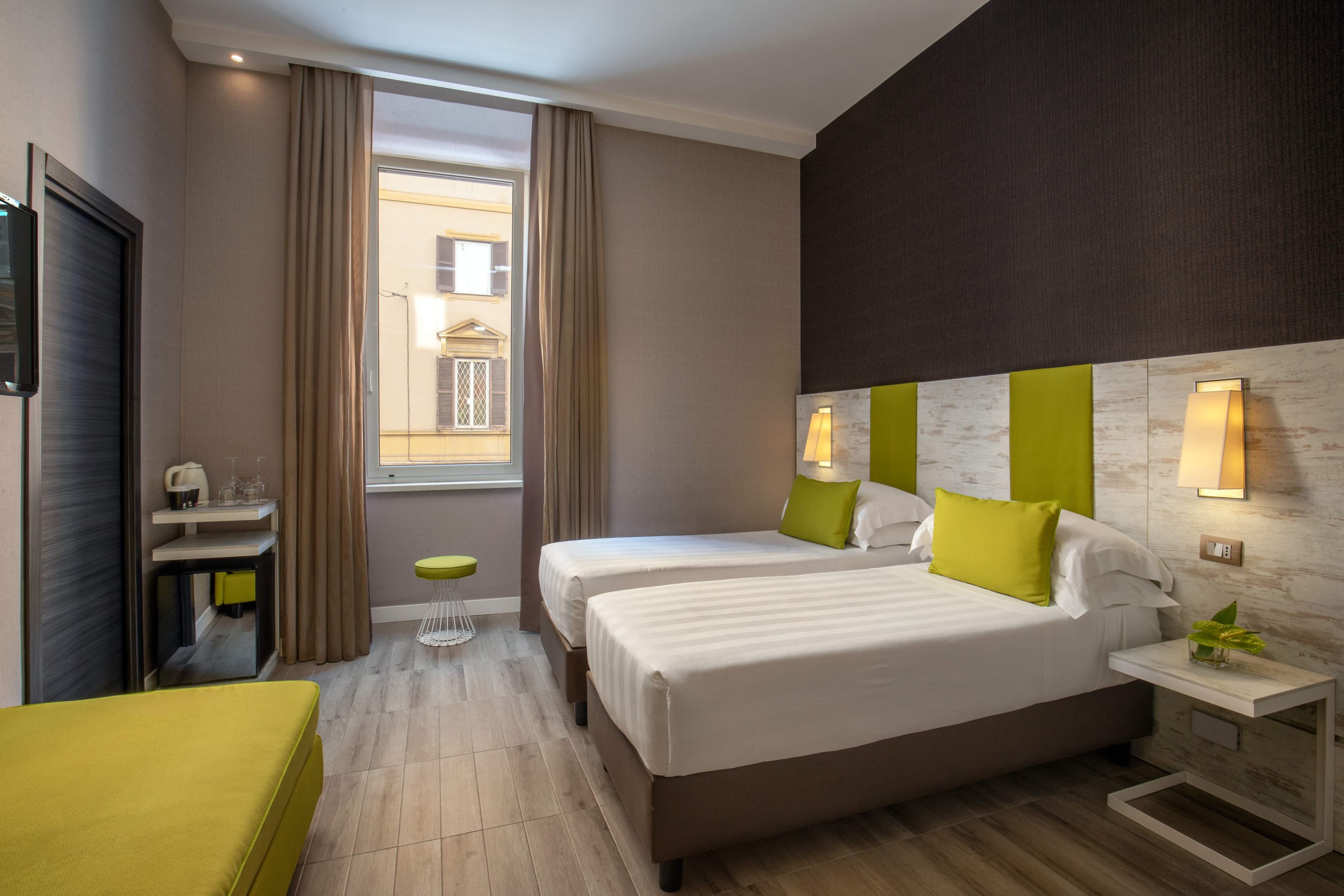 The Guardian Hotel Ansicht 5