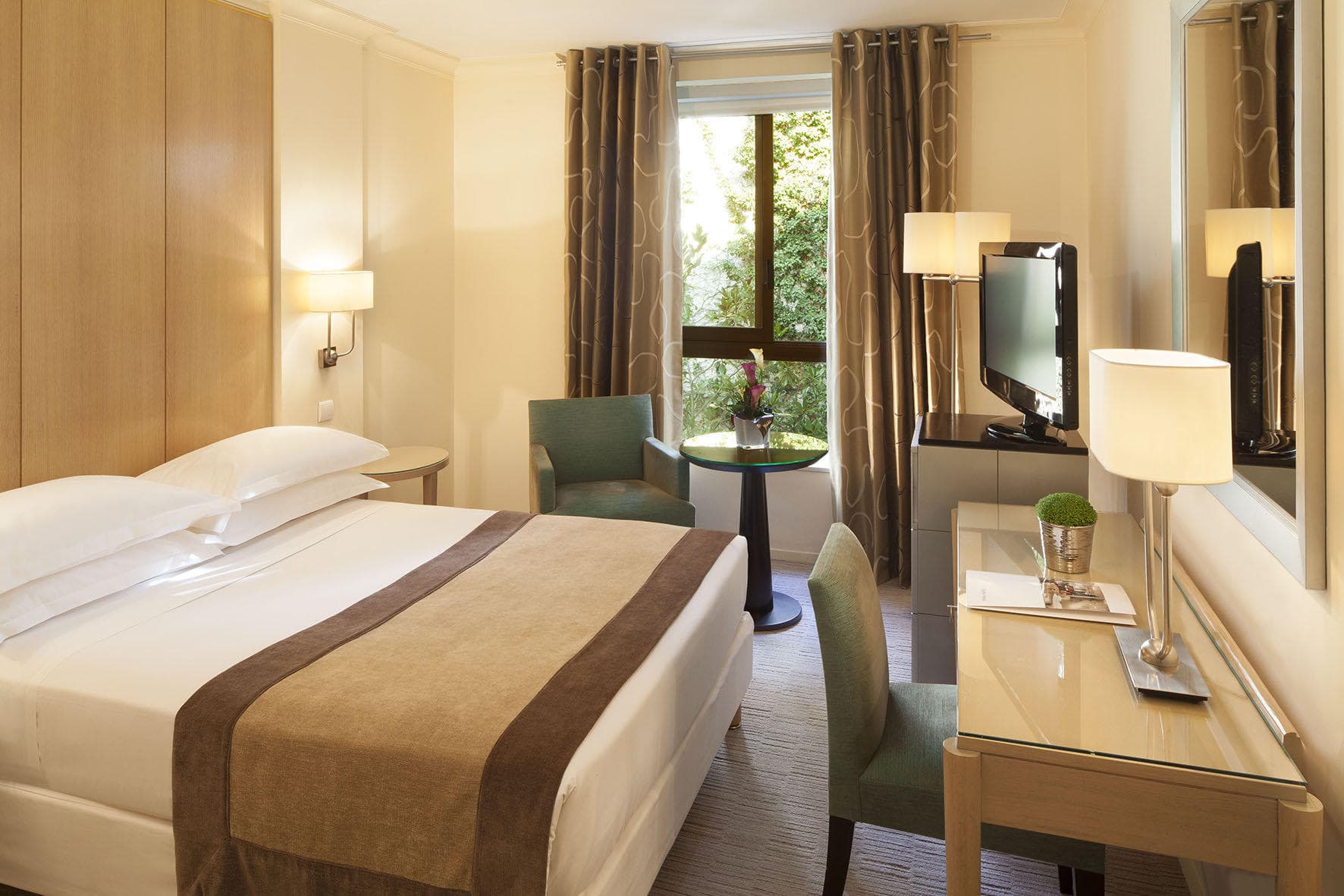 Hotel Garden Elysée Ansicht 2