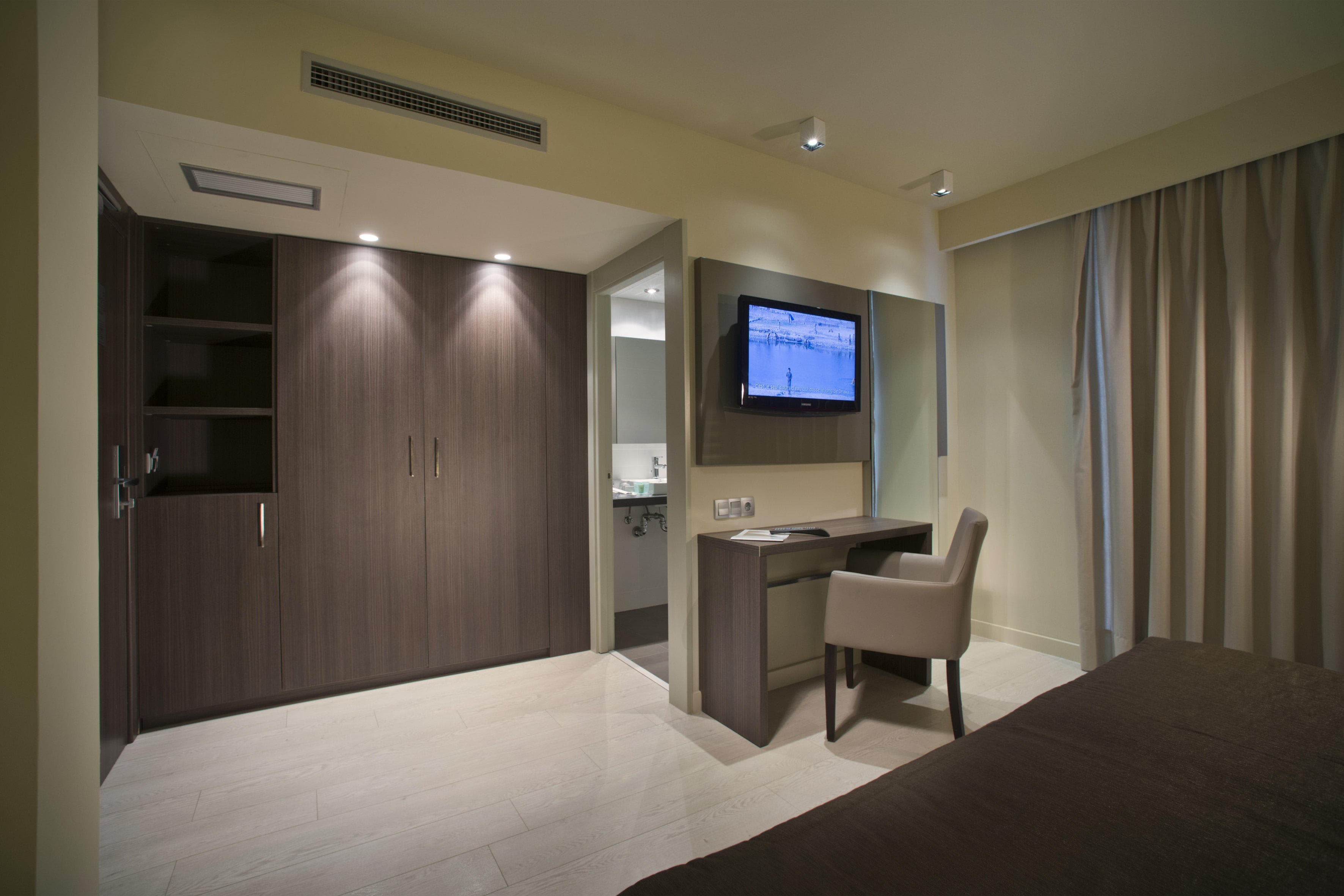 Hotel Mediterraneo Park und Hotel Mediterraneo Ansicht 2