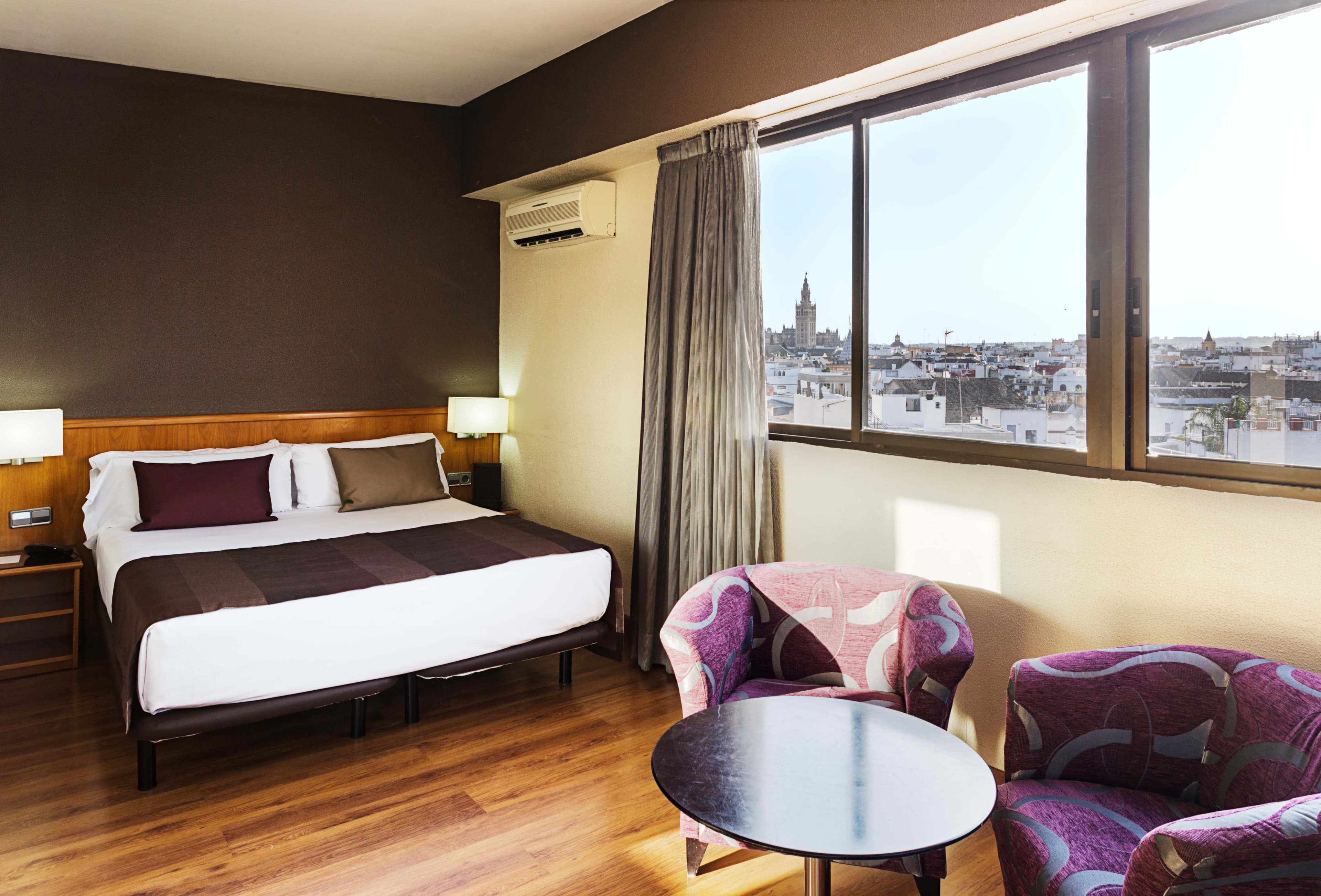 Hotel Catalonia Giralda Ansicht 5