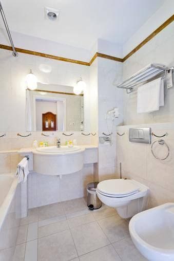 Qubus Hotel Wrocław Ansicht 3