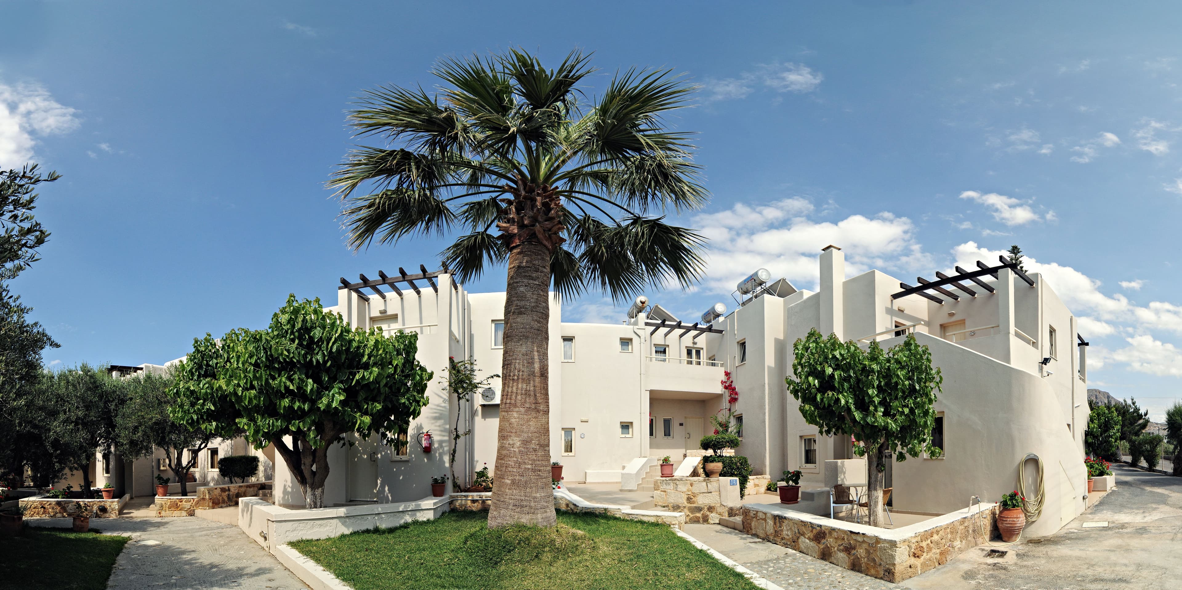 Ourania Apartments Hotel Ansicht 3