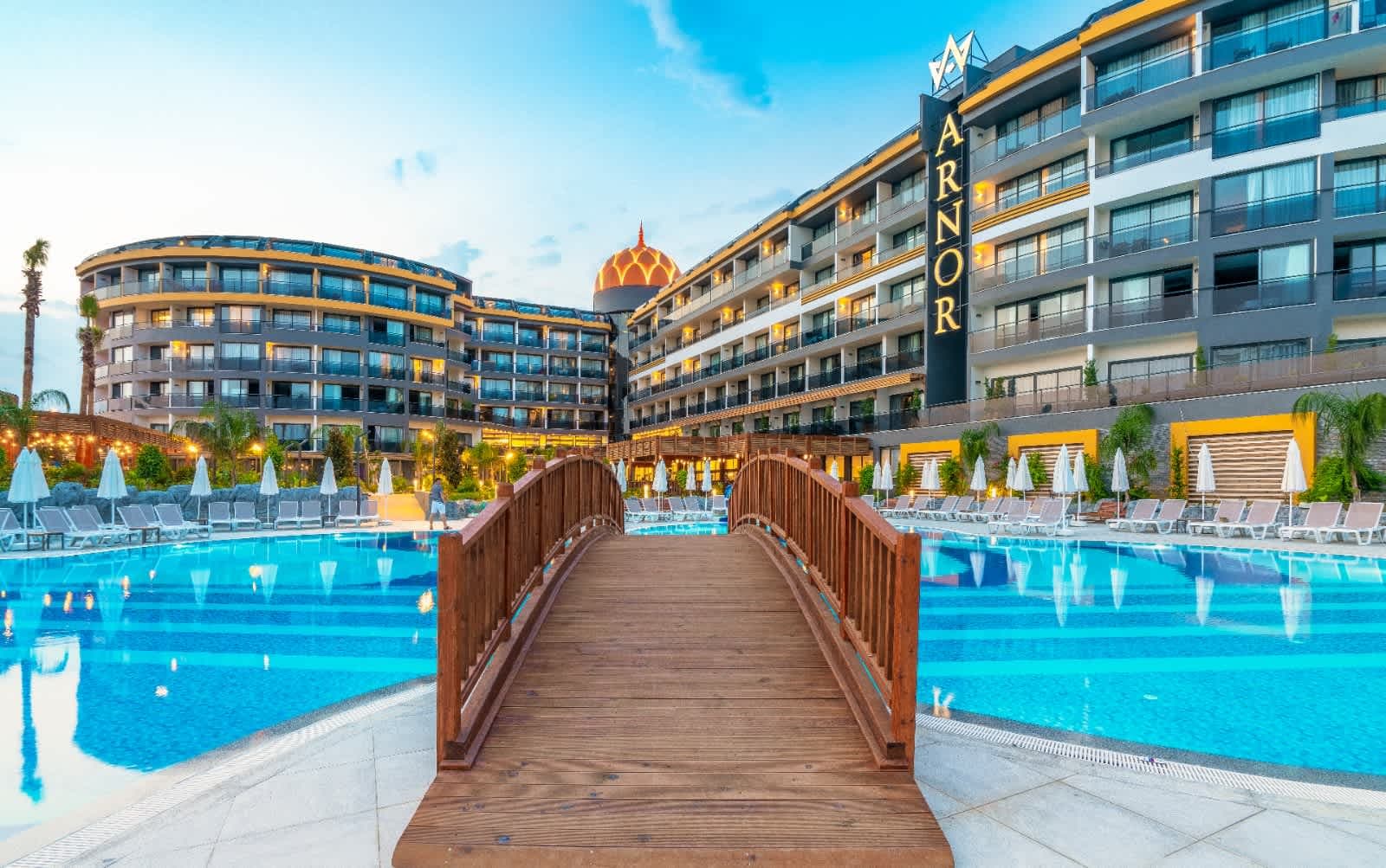 Arnor de Luxe Hotel & Spa Ansicht 2