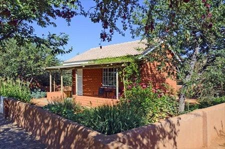 Damara Mopane Lodge Ansicht 2