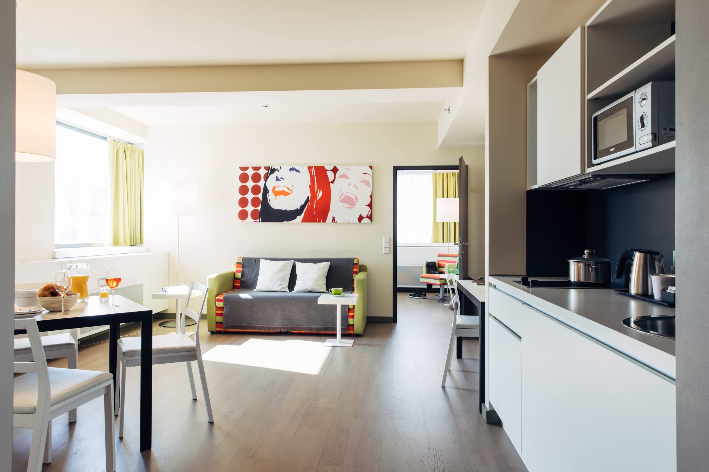 harry's home Wien Millennium Tower Ansicht 7