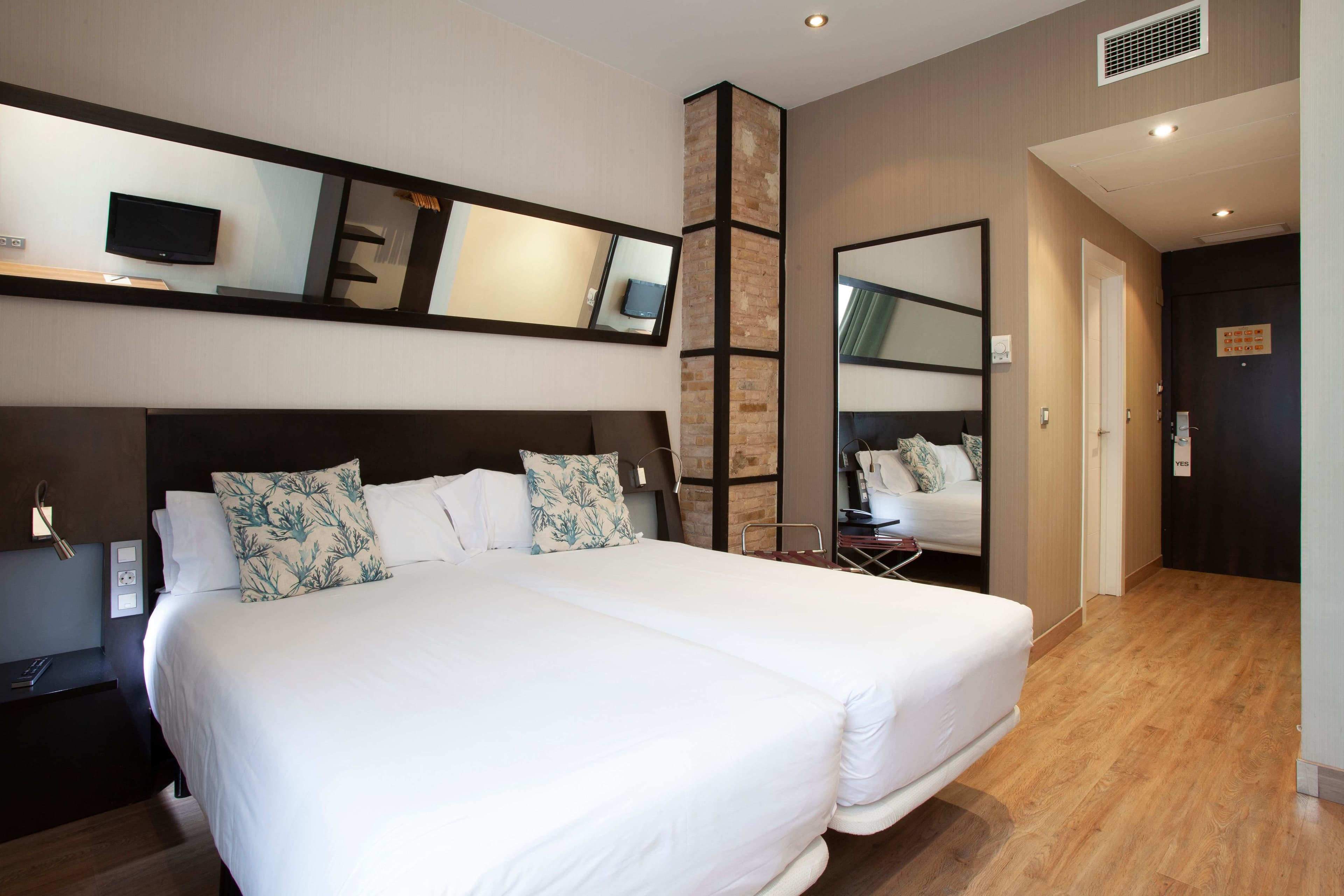 Hotel Petit Palace Ruzafa Ansicht 3