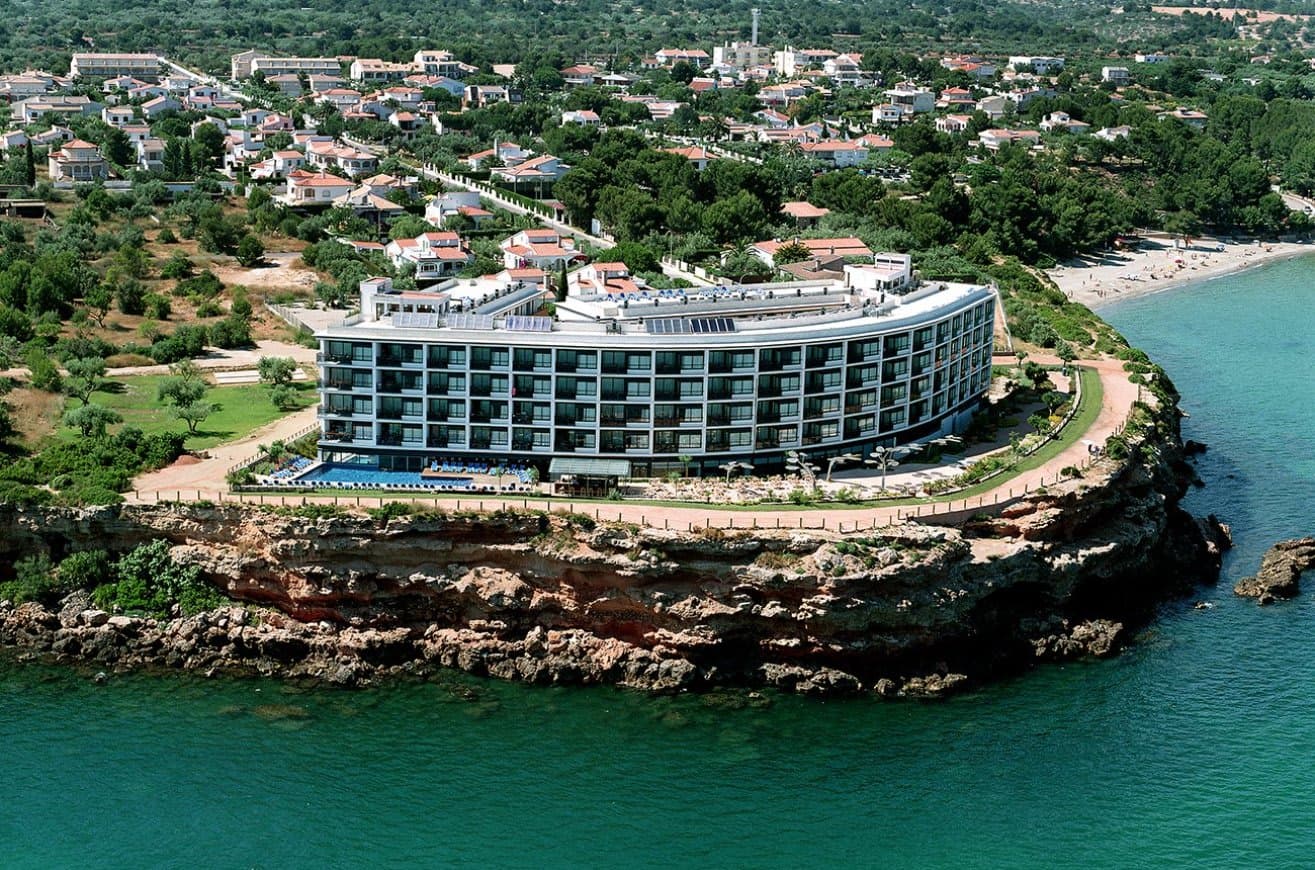 FERGUS Cap Roig