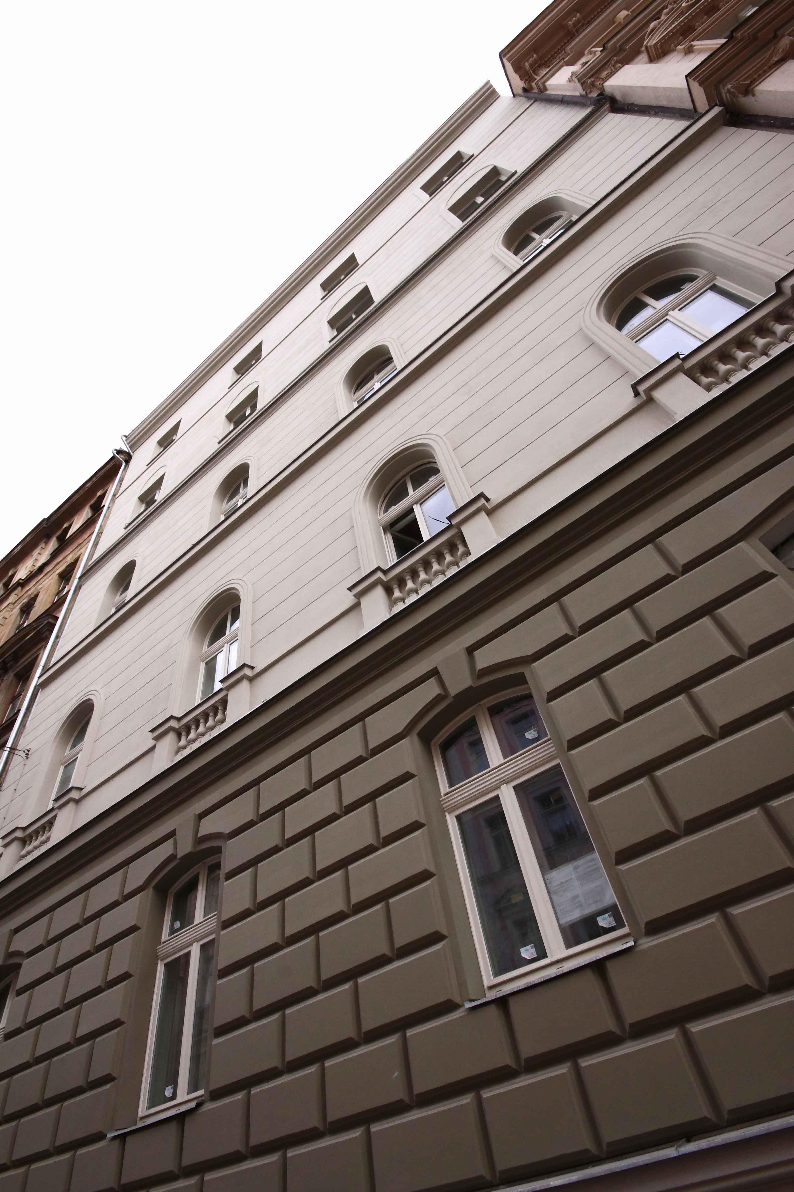 Pure White Hotel Ansicht 2