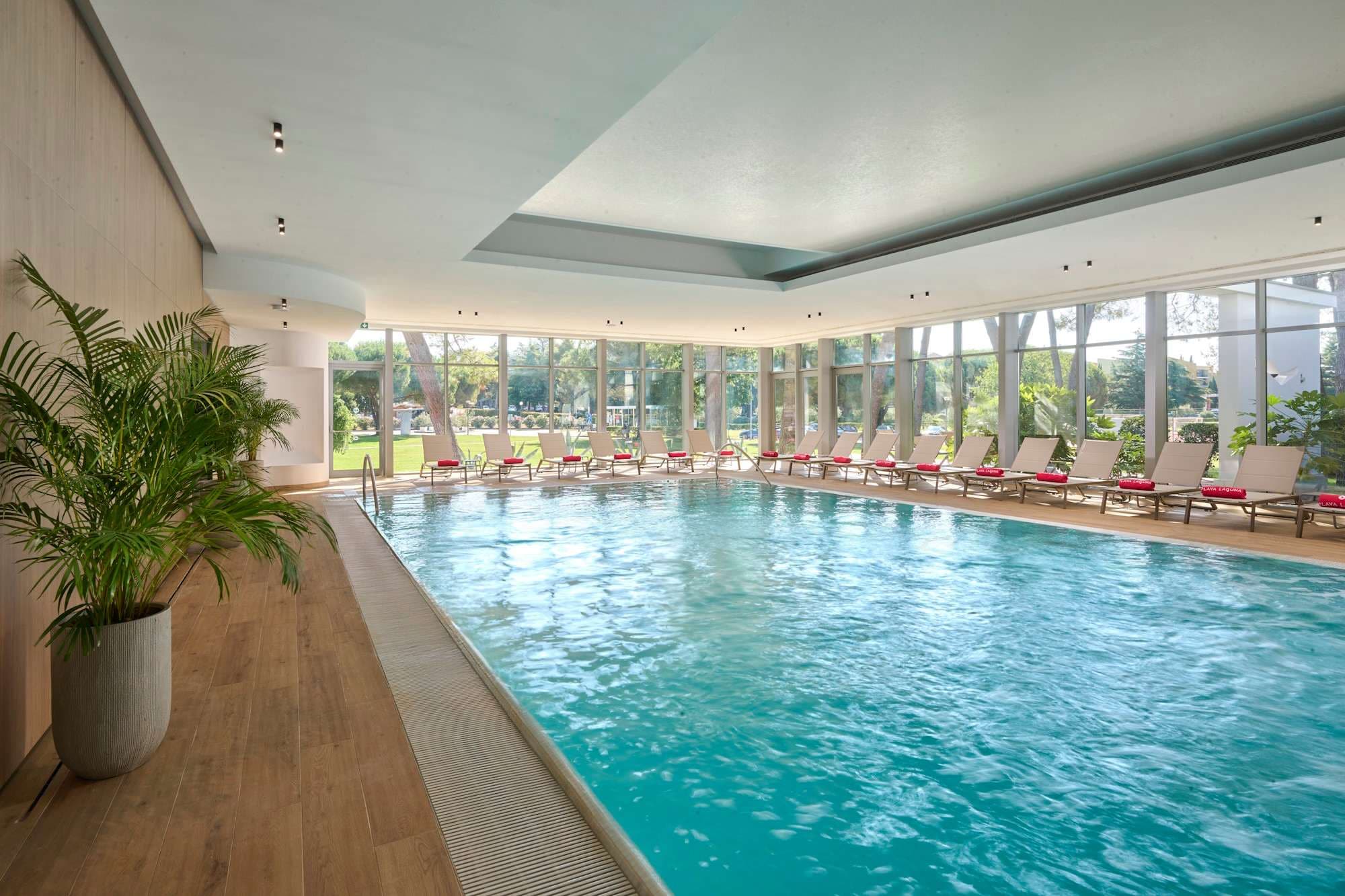 Hotel Pelegrin Plava Laguna Ansicht 10
