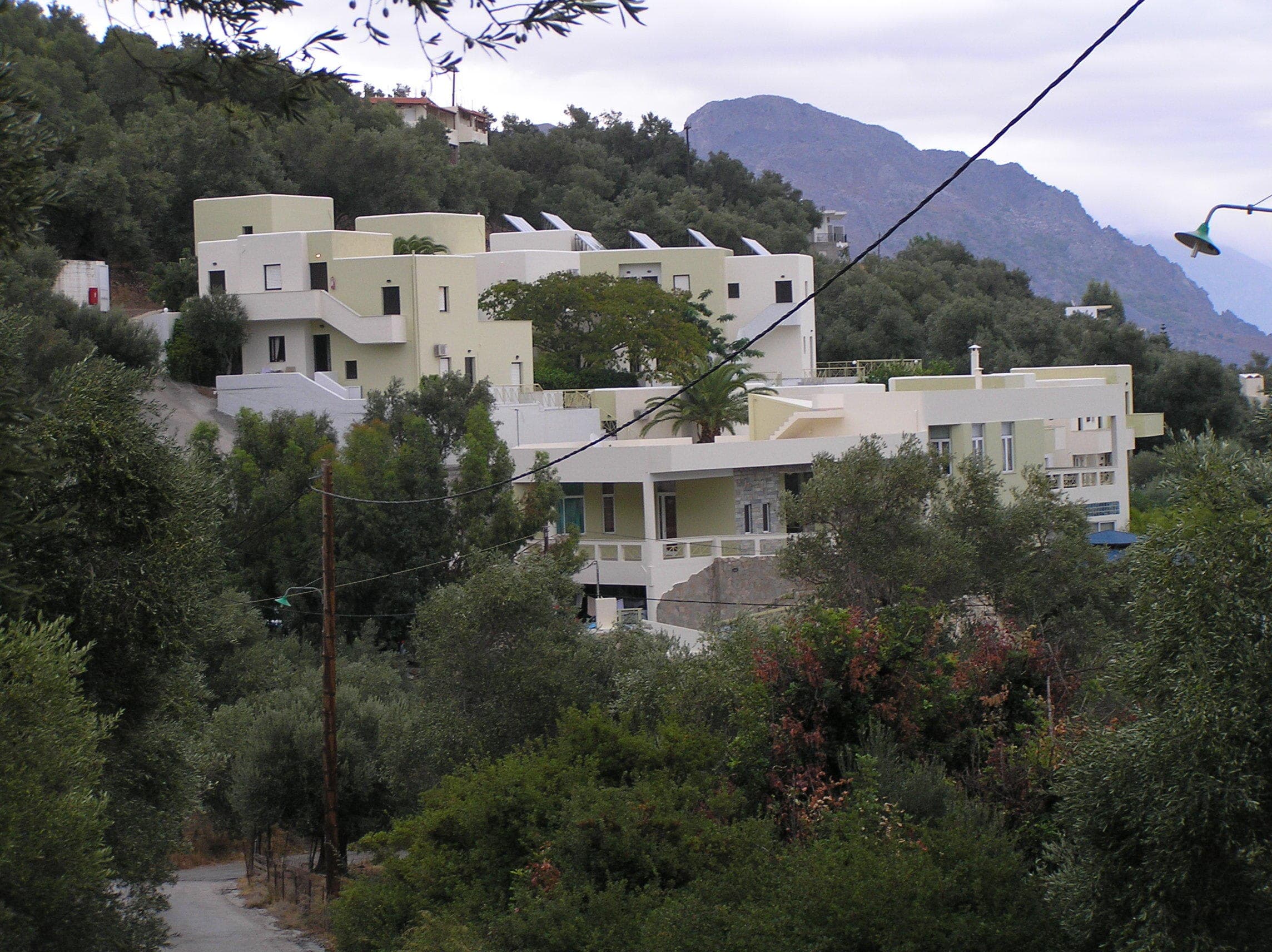 Hotel Polyrizos Ansicht 2