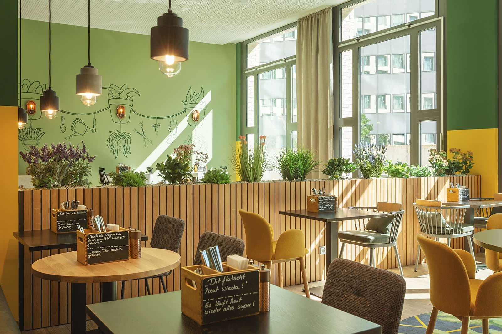 Holiday Inn - the niu, Dwarf Berlin Schöneberg Ansicht 7