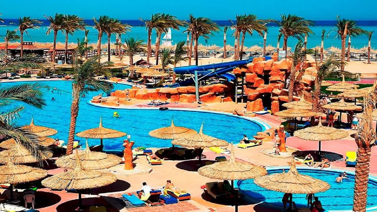 Sea Beach Edge by Rotana Ansicht 9