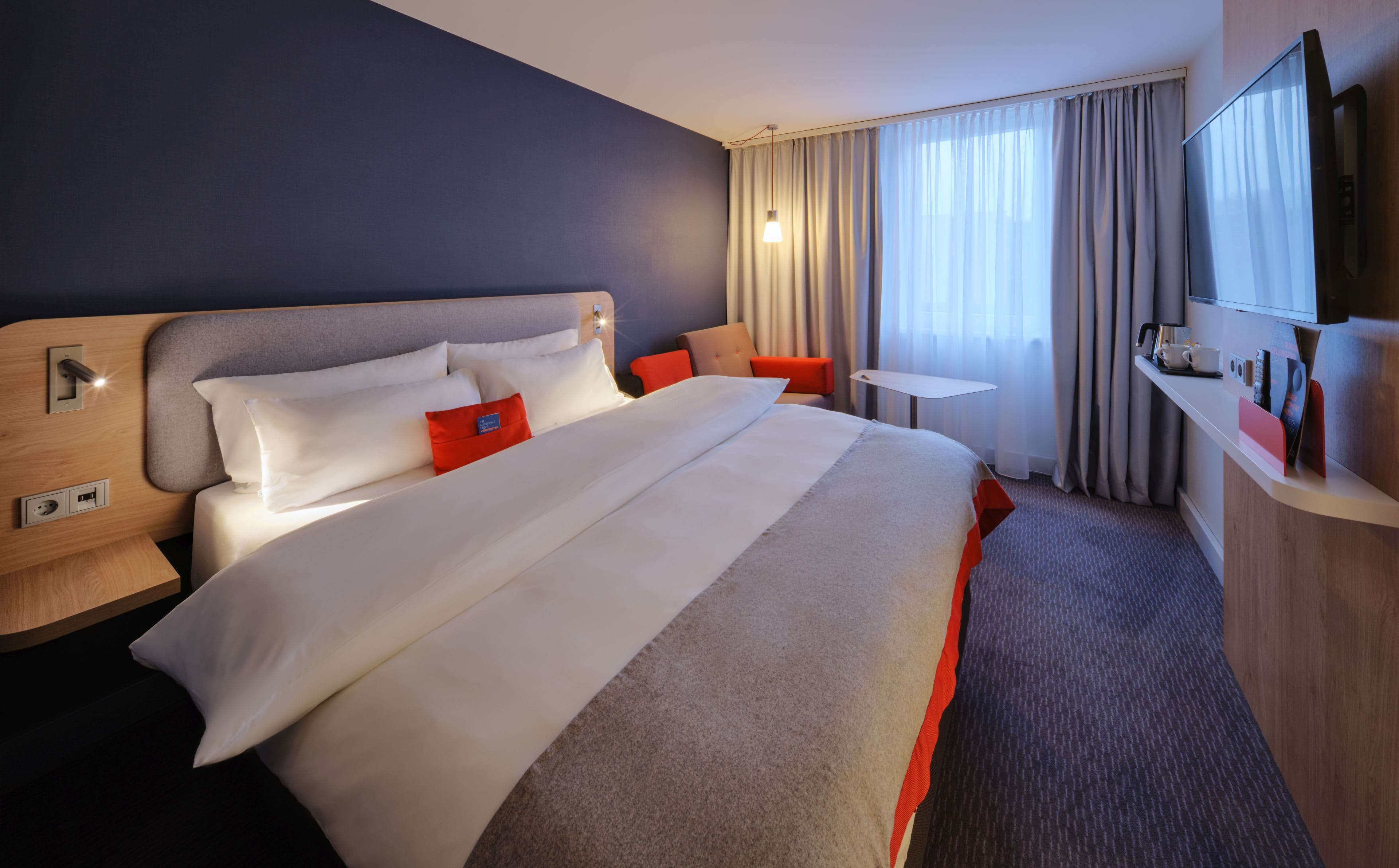 Holiday Inn Express Frankfurt - Messe Ansicht 5