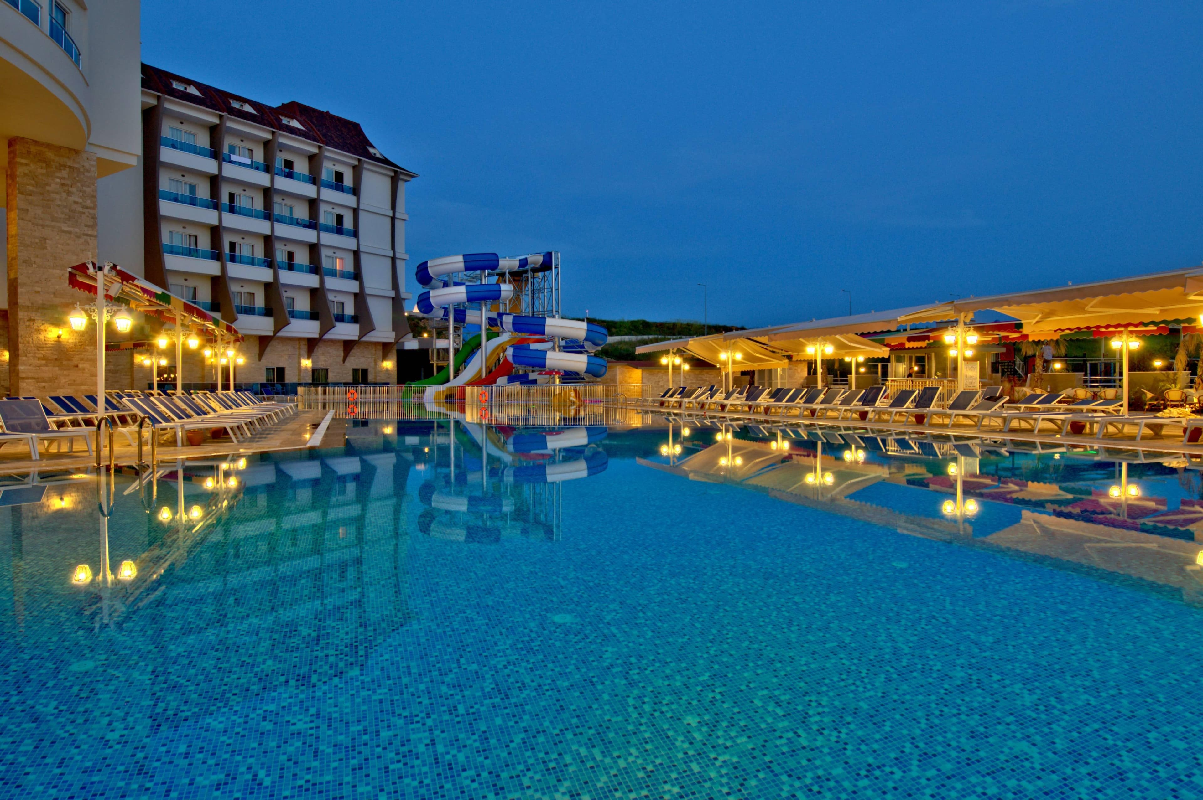 Ramada Resort by Wyndham Side Ansicht 8