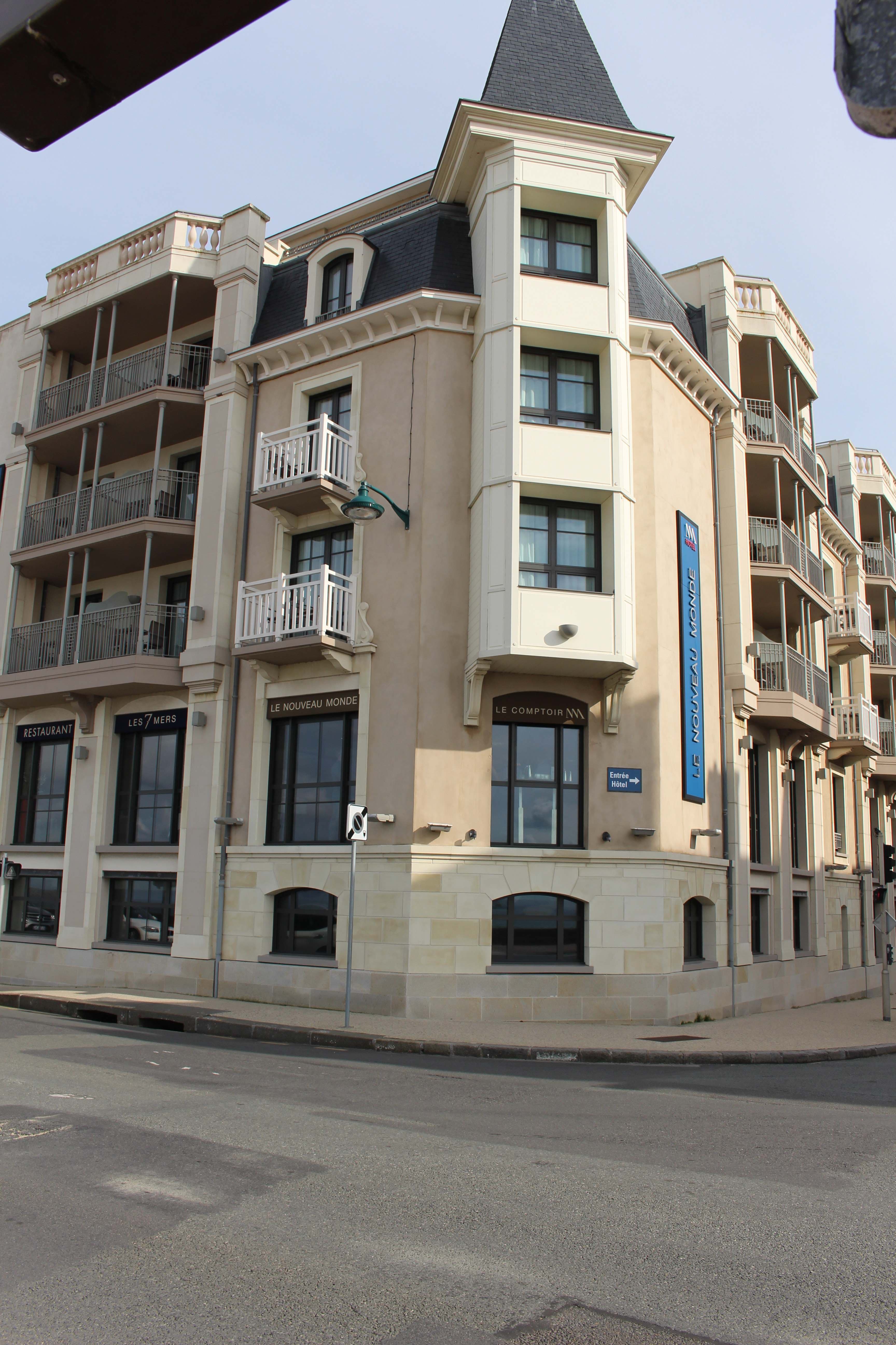 Hotel Nouveau Monde