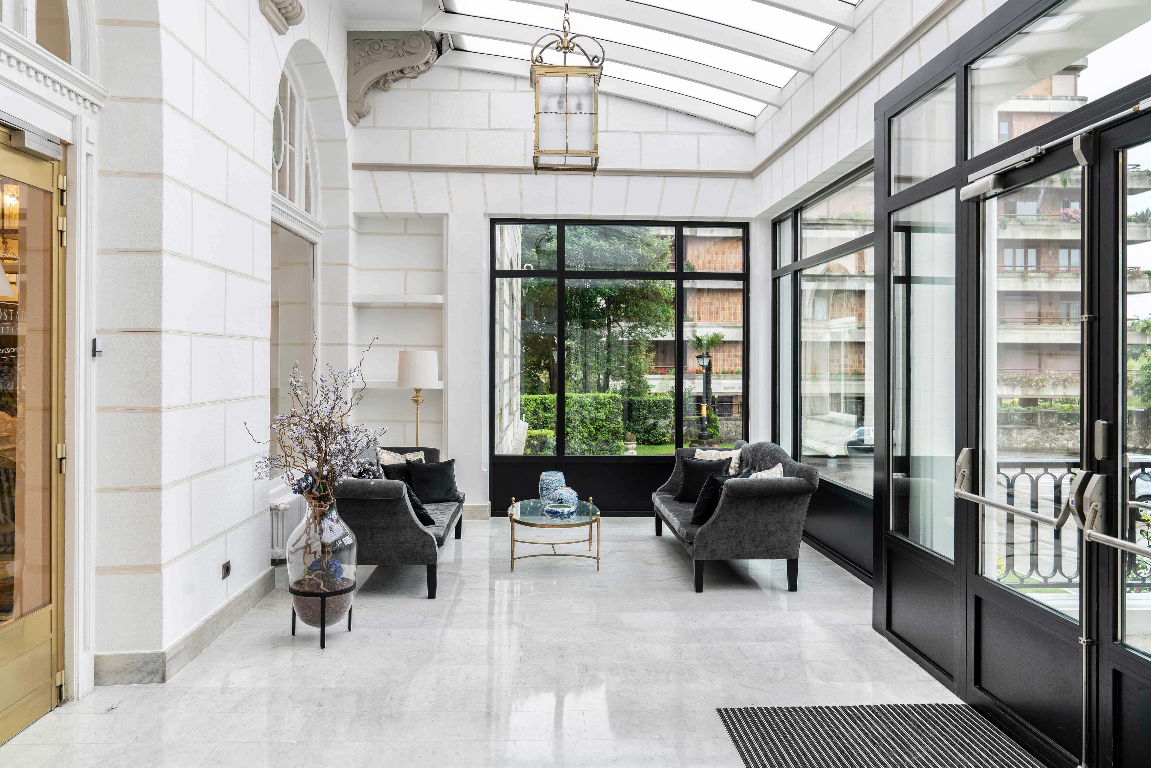 Eurostars Hotel Real Ansicht 9