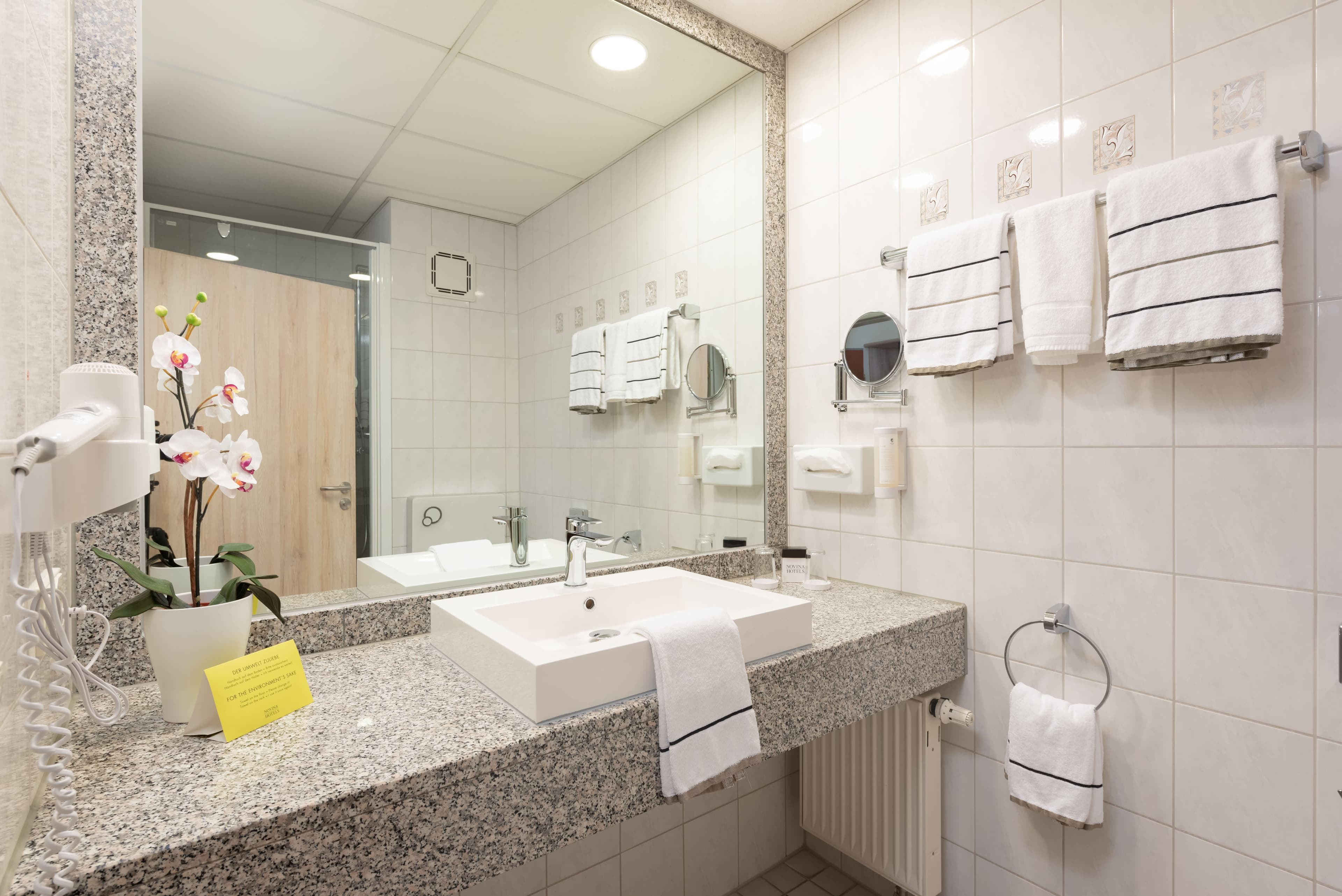 Novina Hotel Südwestpark Ansicht 5