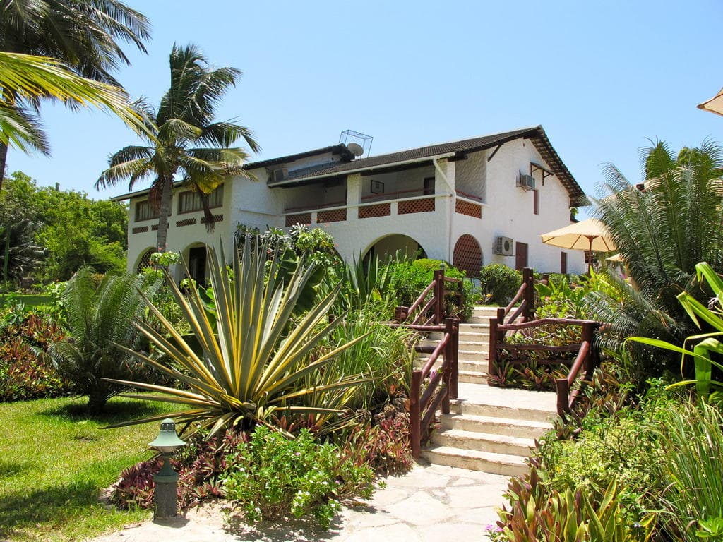 Hotel Pinewood Beach Resort & Spa Ansicht 2