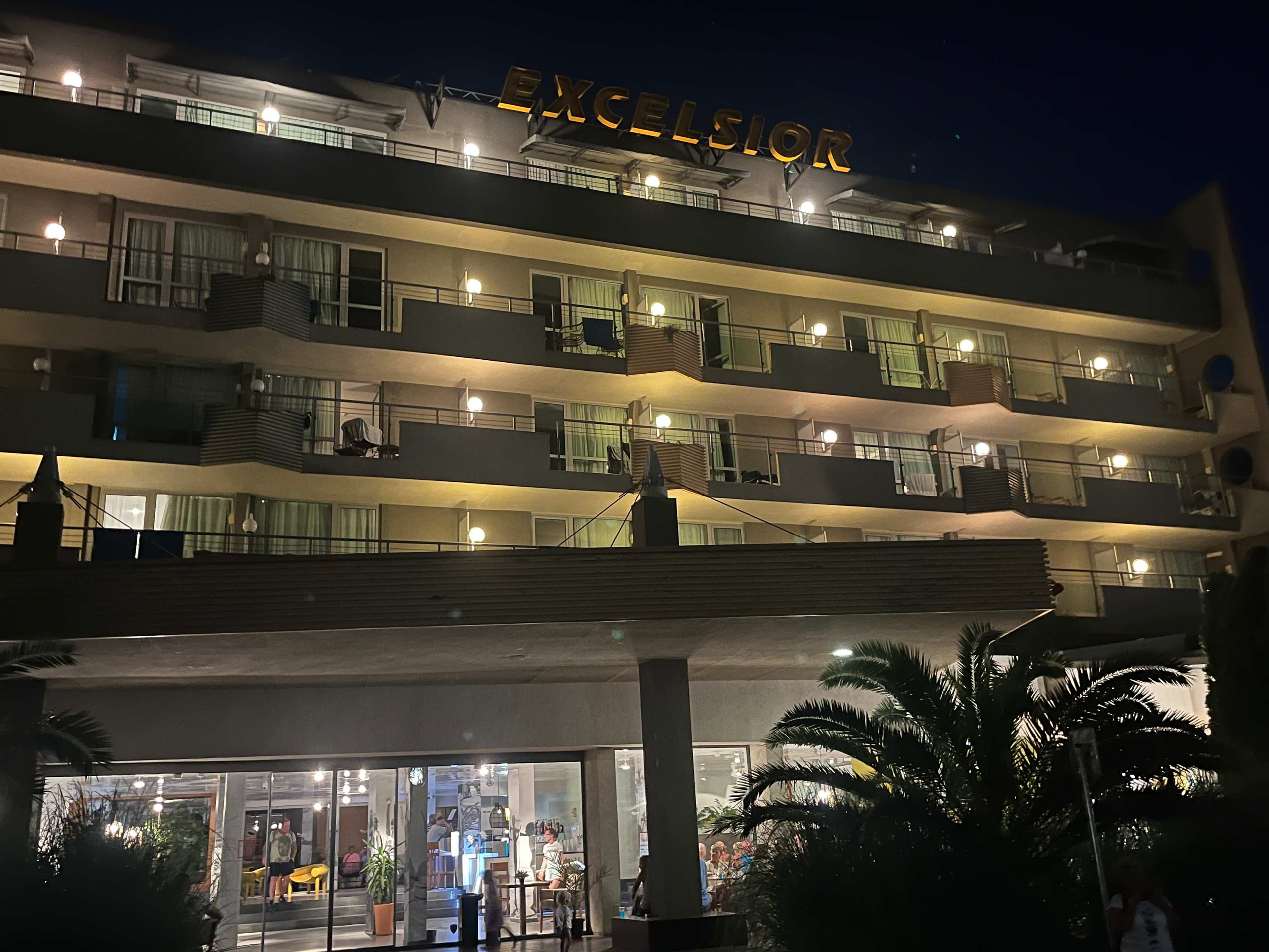 Hotel Excelsior Ansicht 2