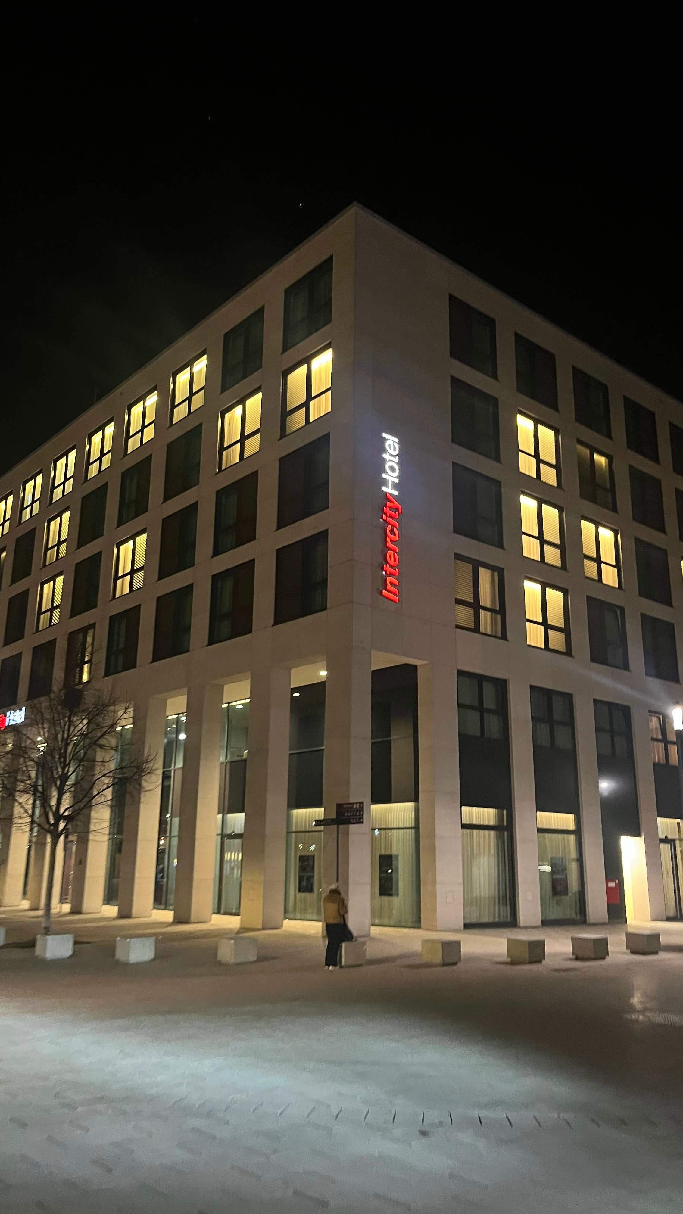 IntercityHotel Berlin Airport BER Terminal 1+2 Ansicht 2