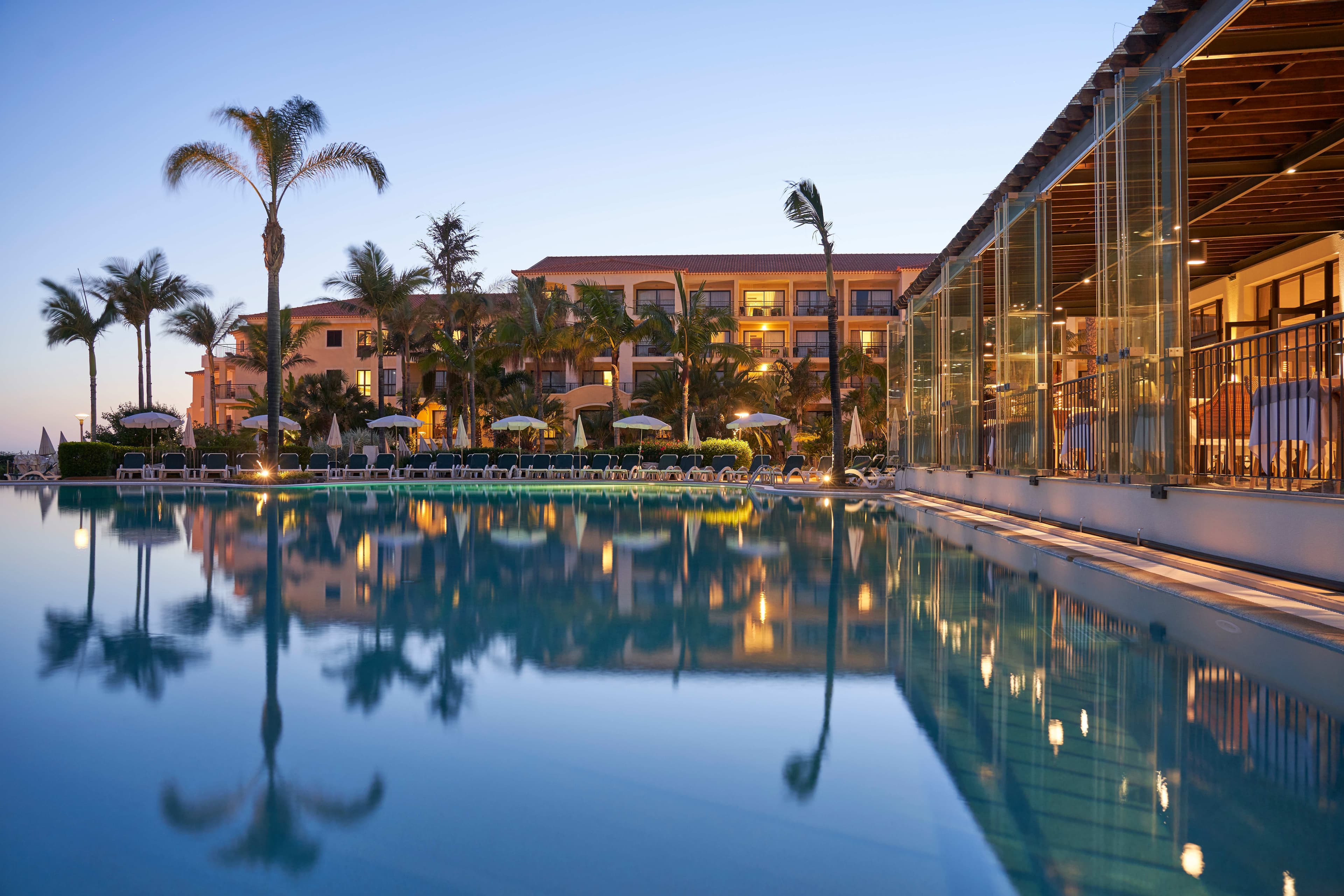 Suite Hotel Eden Mar - PortoBay