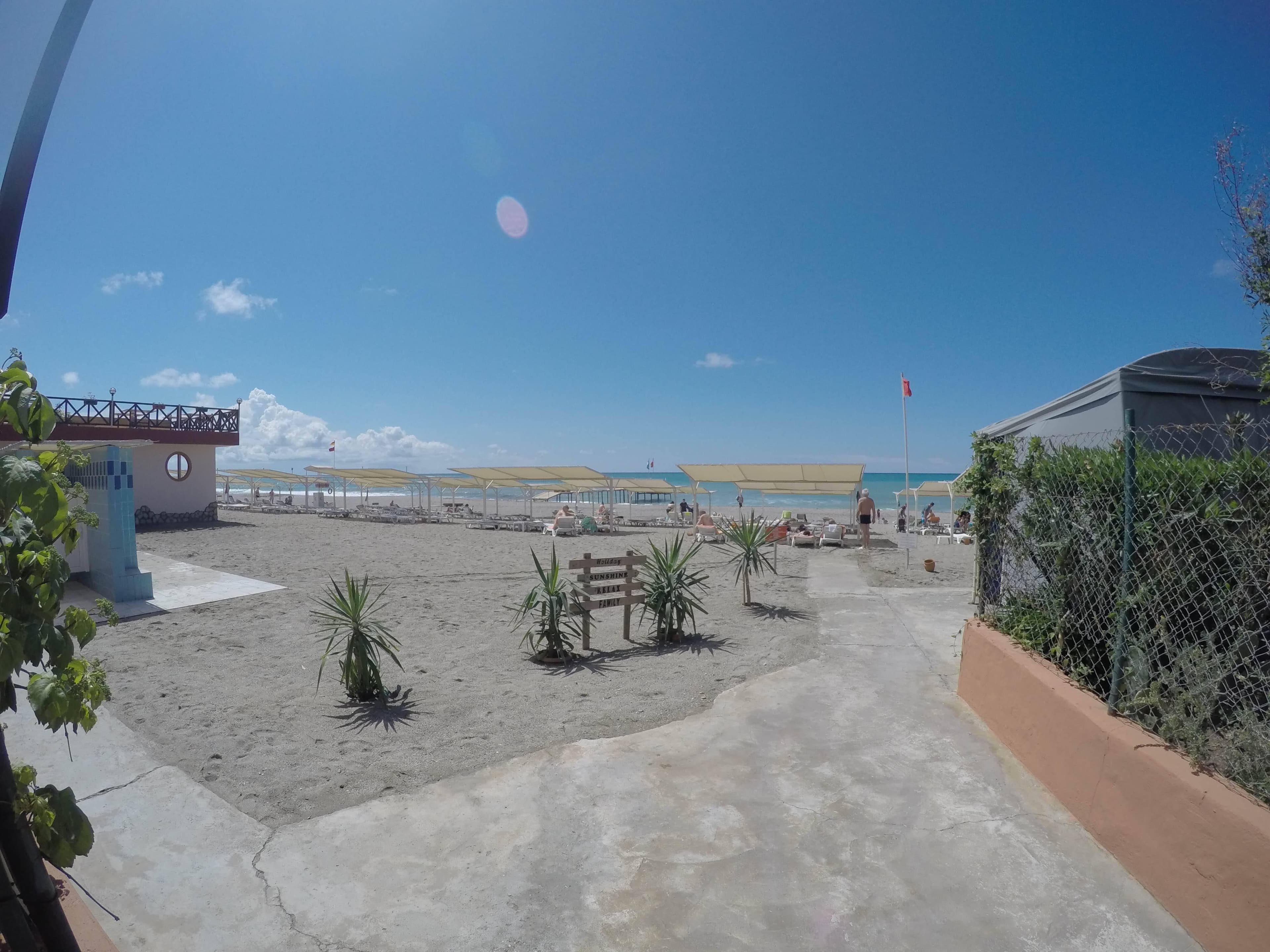 Club Turtas Beach Hotel Ansicht 9