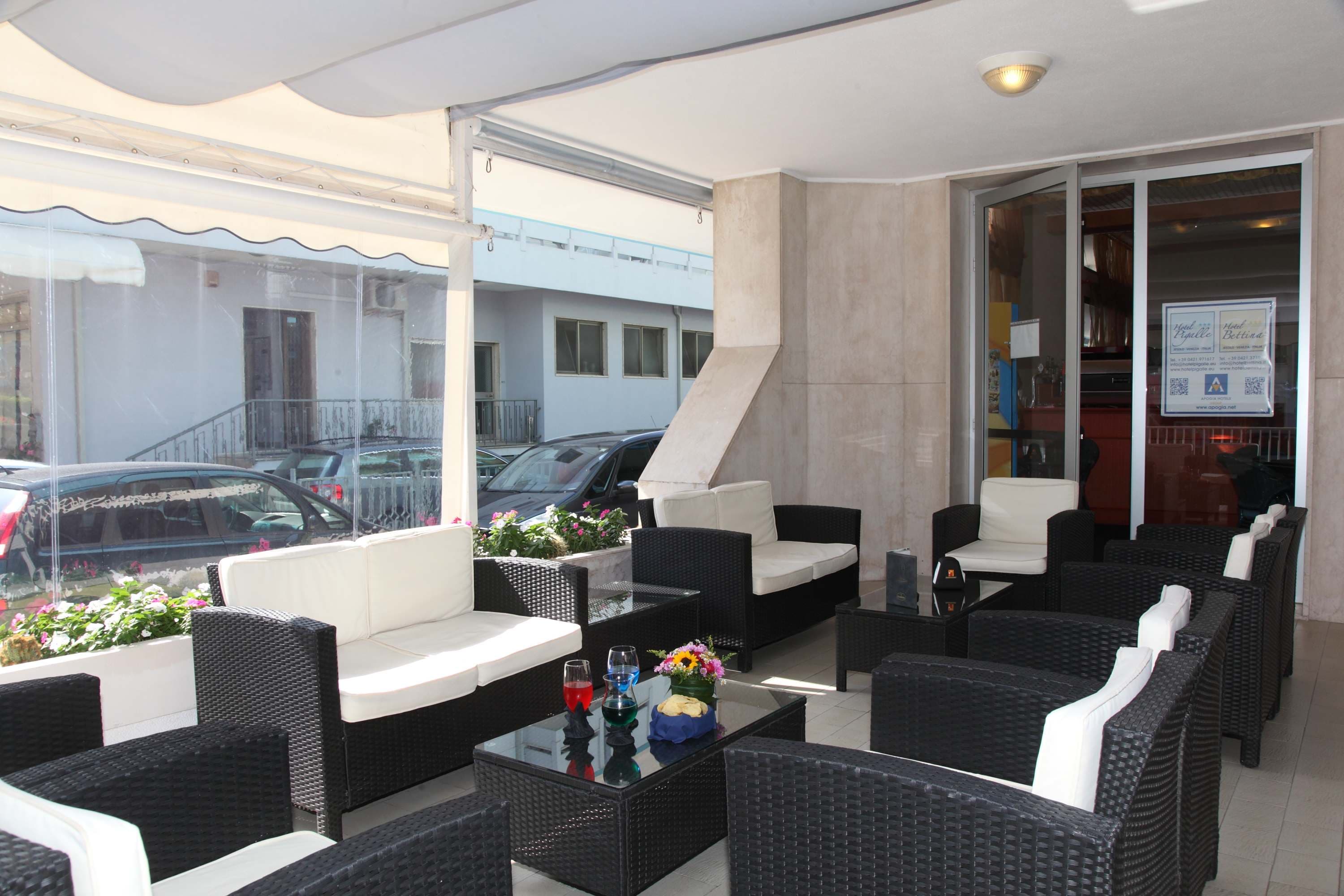 Hotel Pigalle Ansicht 9