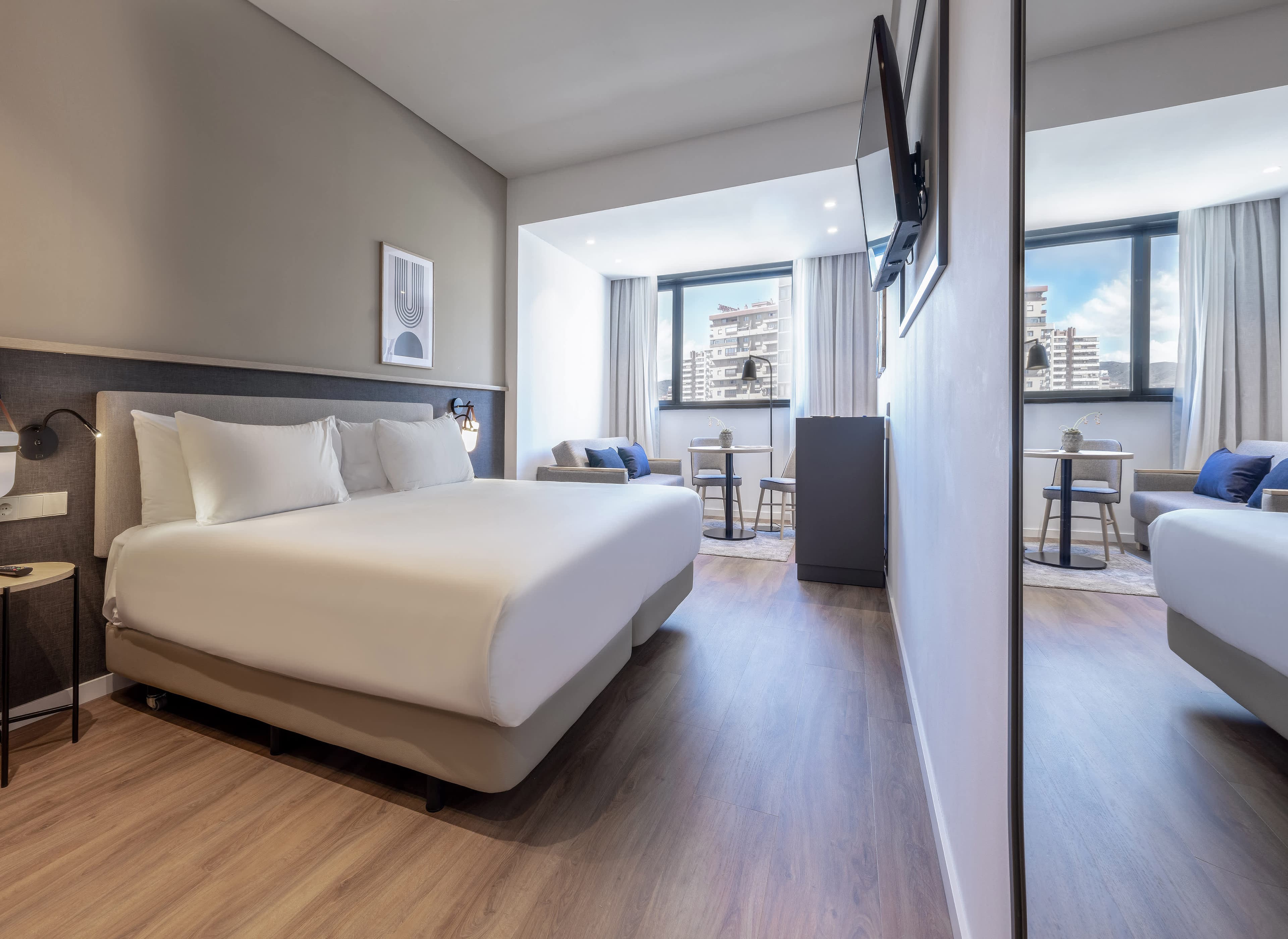 Hotel Málaga Alameda Centro Affiliated by Meliá Ansicht 4