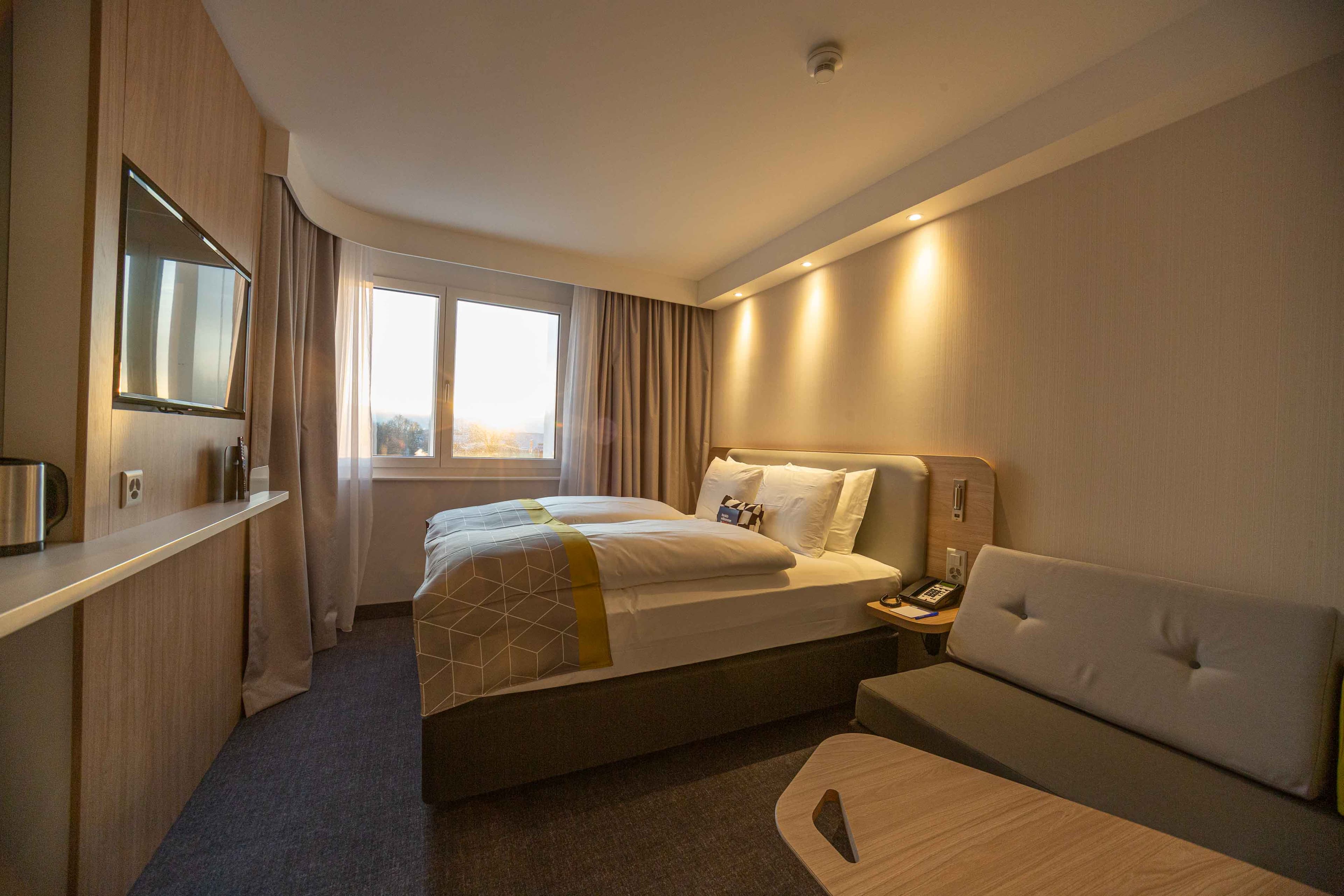 Holiday Inn Express Aarburg - Oftringen Ansicht 3