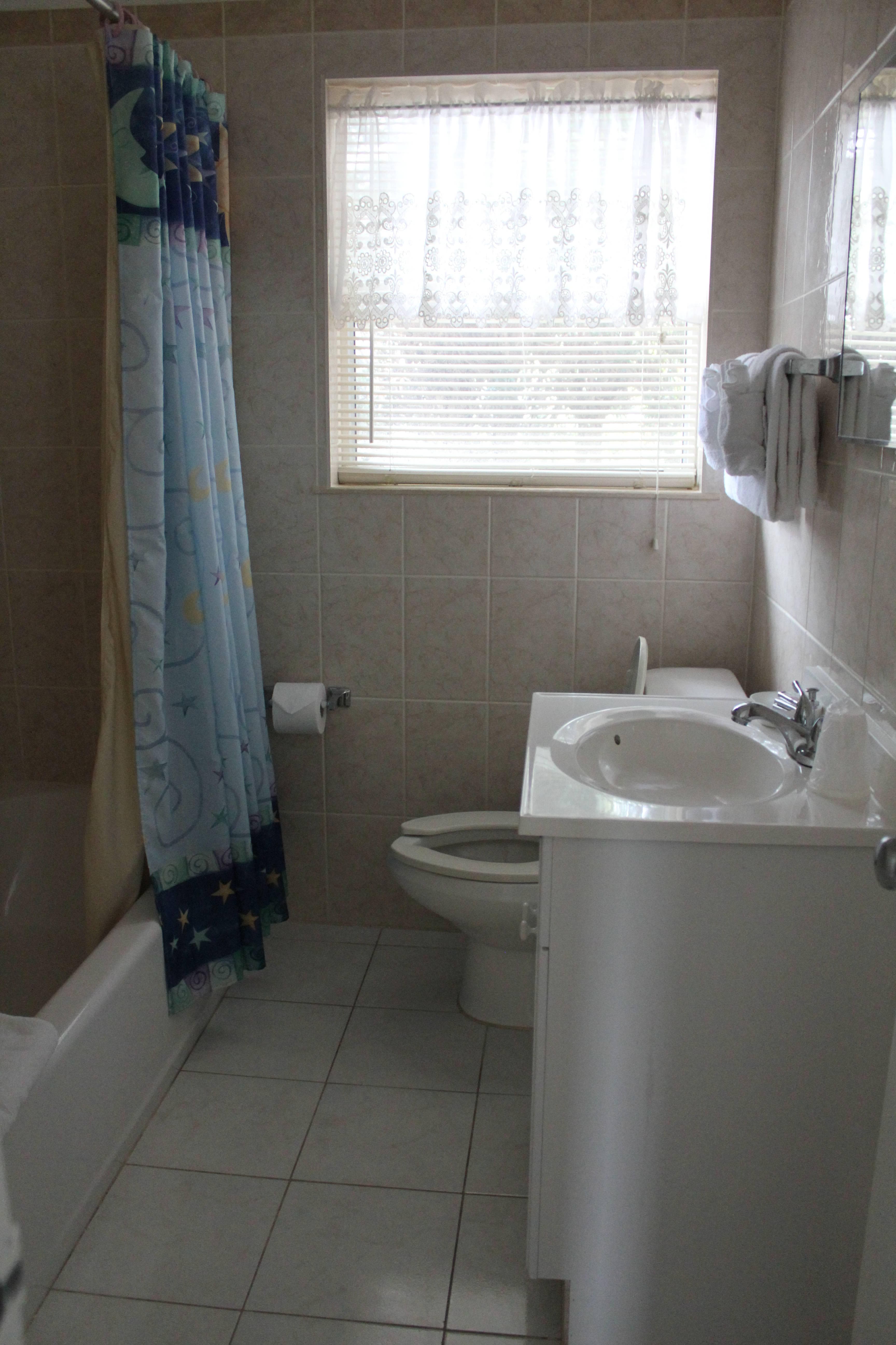Breakaway Inn Guest House Ansicht 3