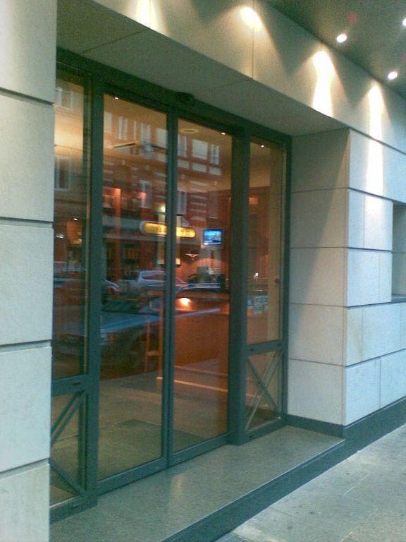 TOWNHOUSE Hotel Ansicht 3