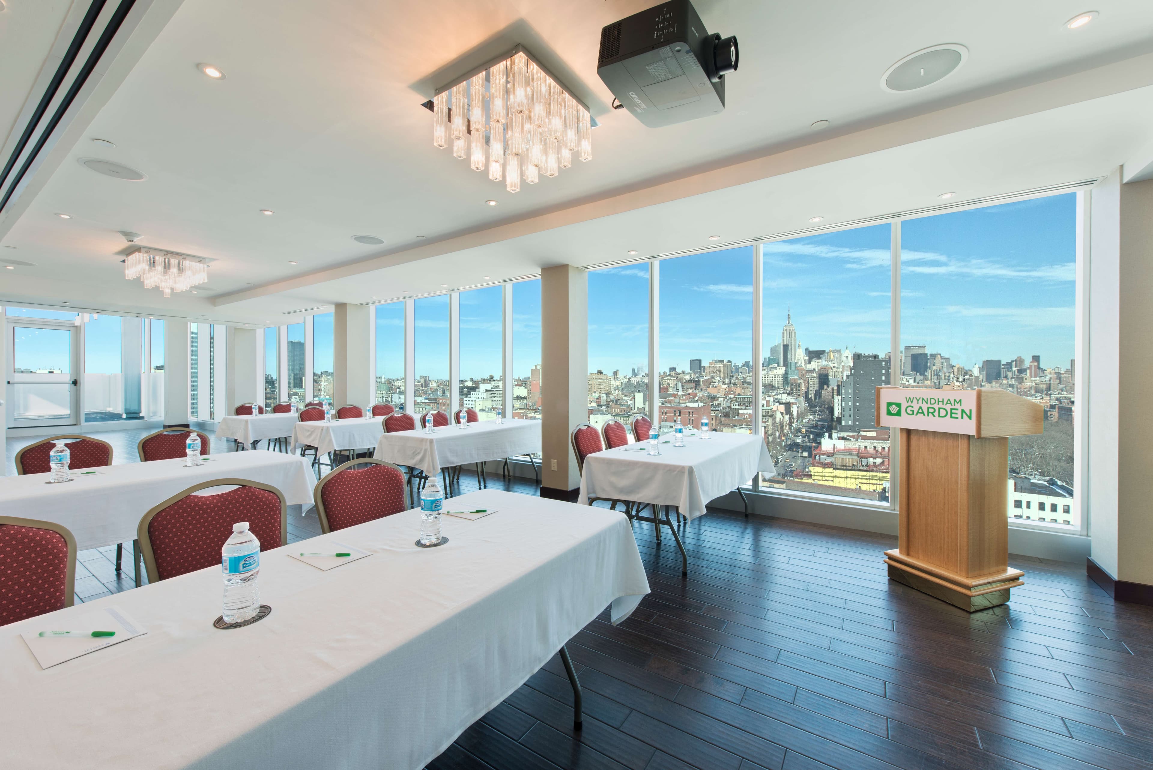 Hotel Wyndham Garden Chinatown Ansicht 8