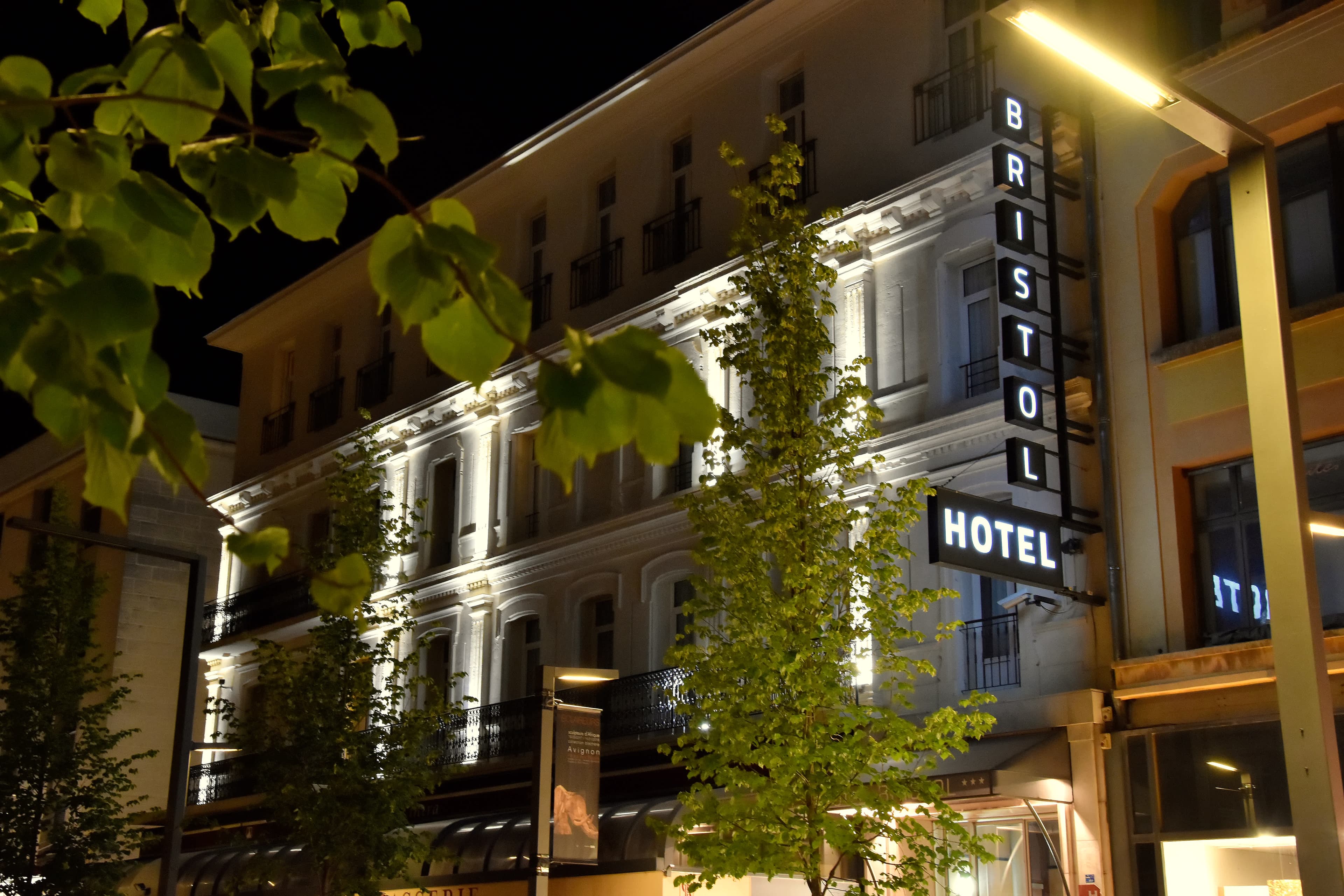 Hotel Bristol Avignon Ansicht 2