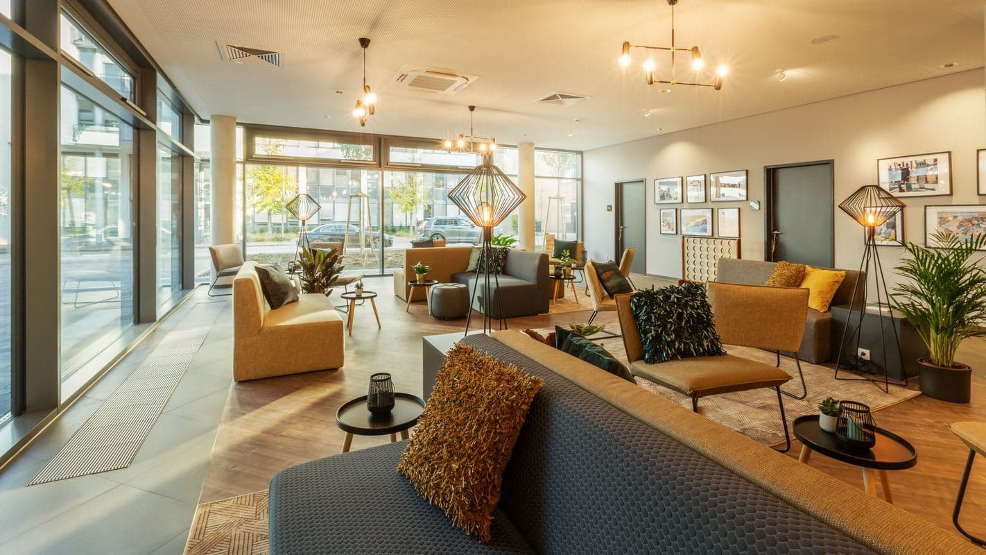 Holiday Inn - the niu, Mesh Stuttgart Messe Ansicht 7